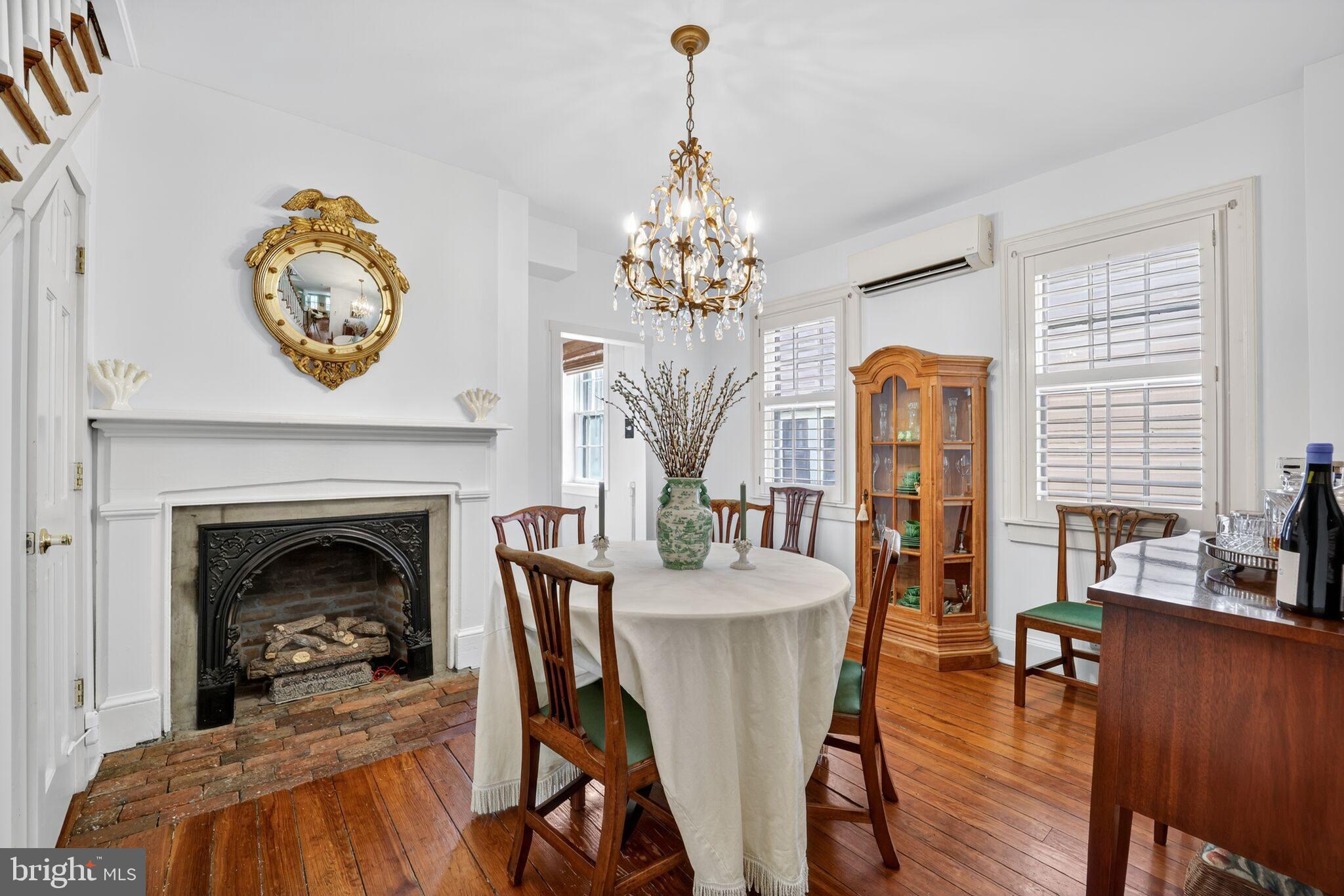 HISTORIC DISTRICT - Residential