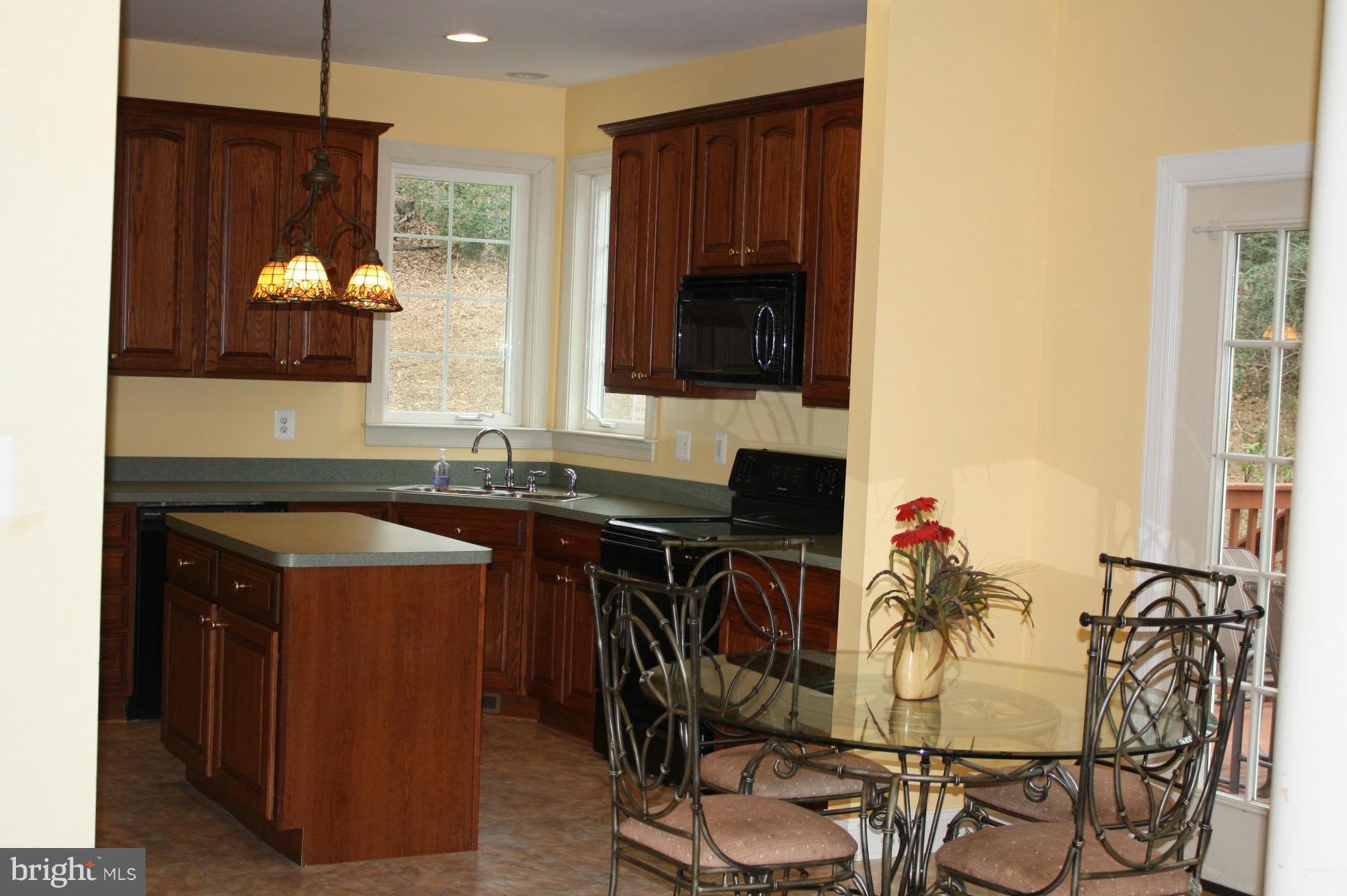 ACADEMY HILLS - Residential