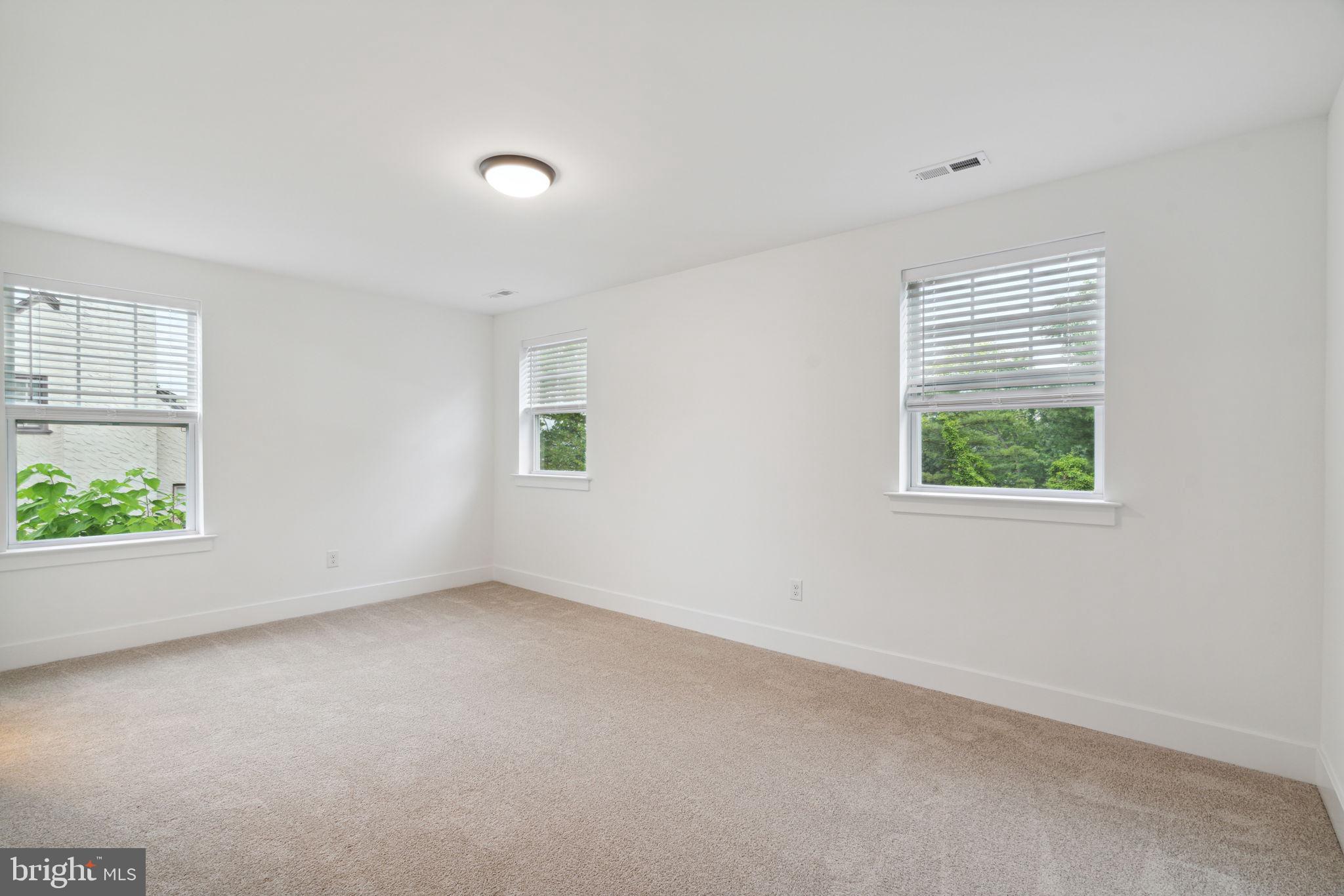 HIGHLAND FARMS - Residential