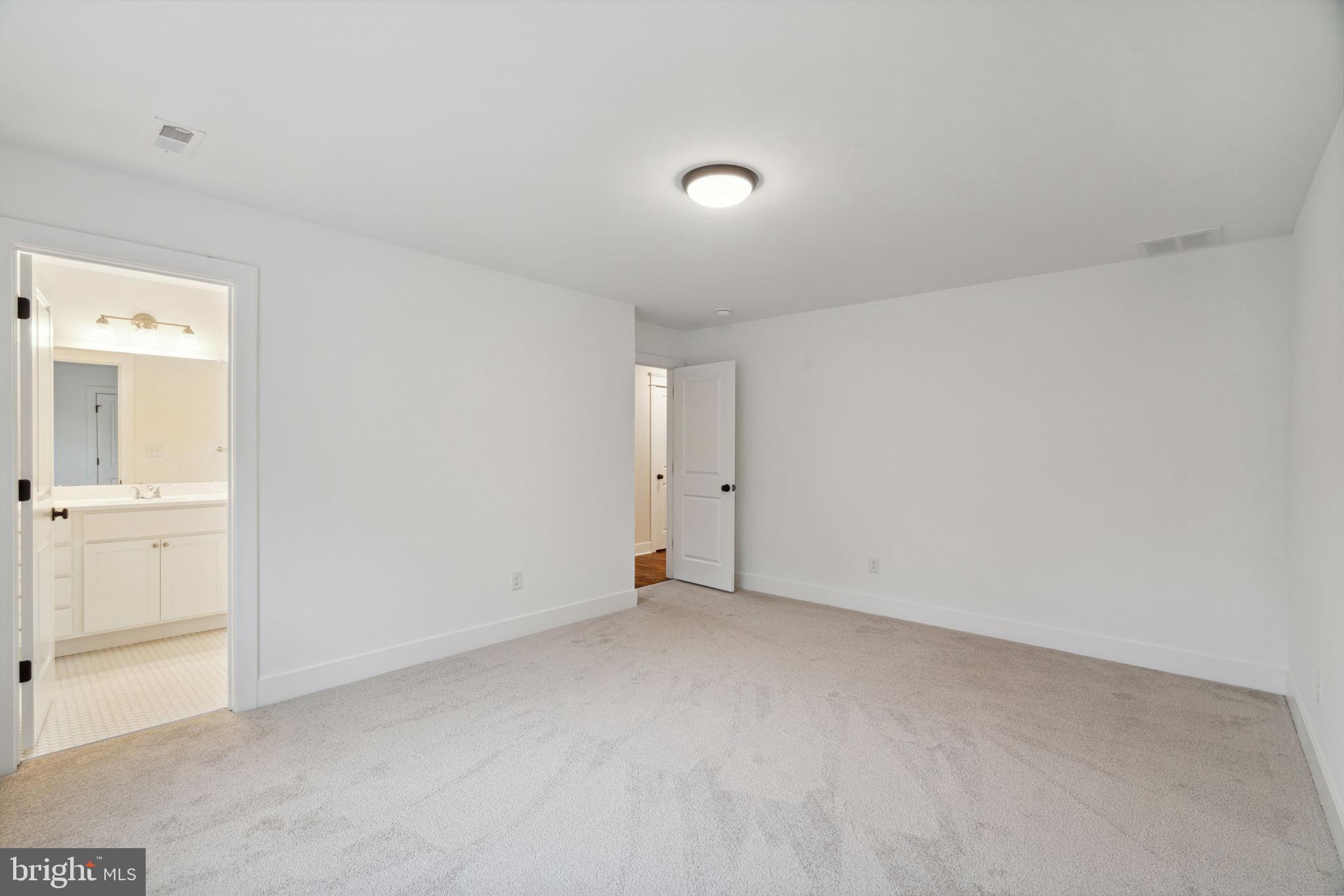 HIGHLAND FARMS - Residential