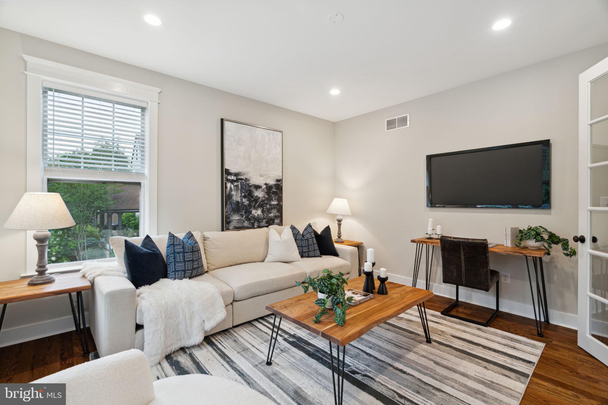 HIGHLAND FARMS - Residential