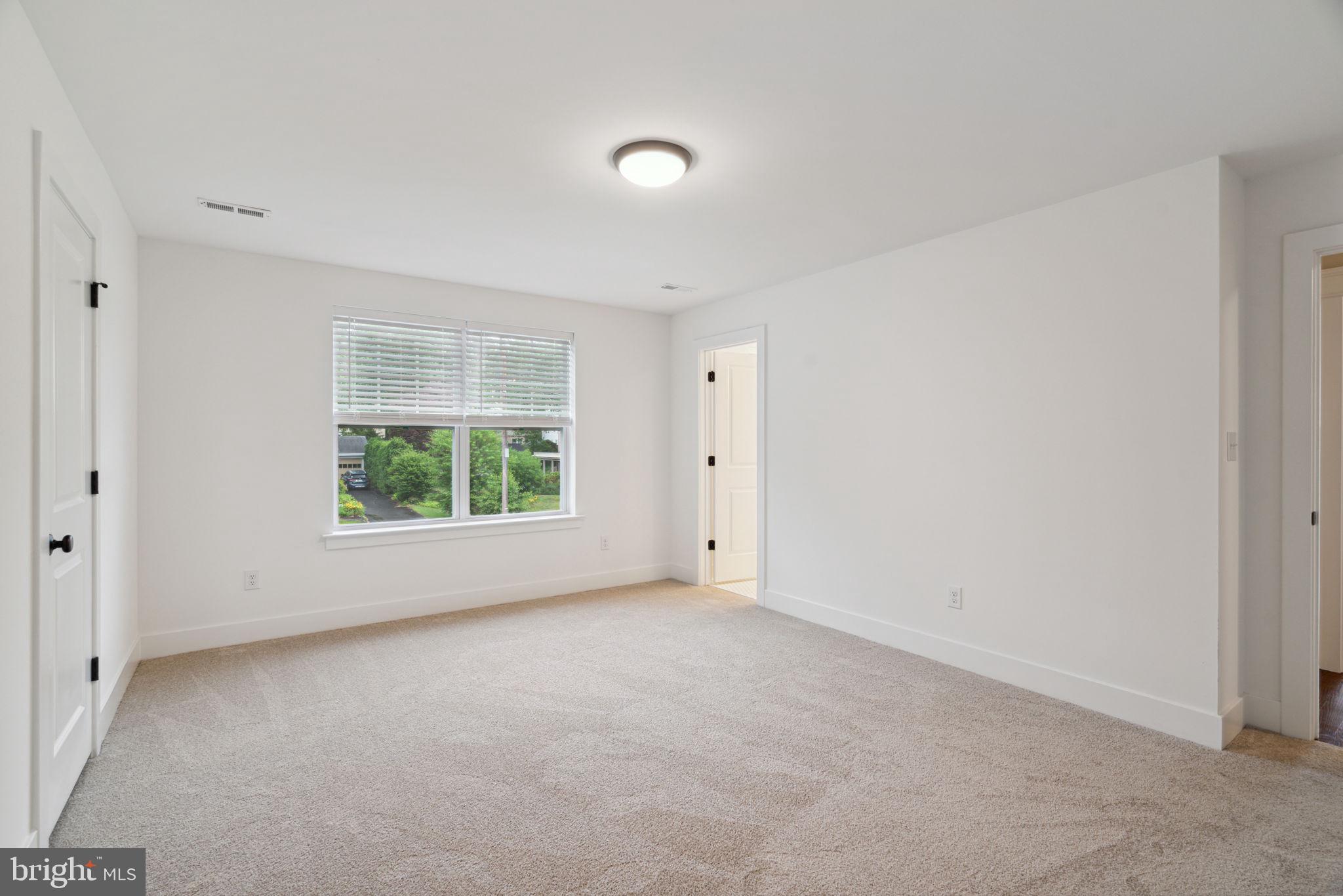 HIGHLAND FARMS - Residential