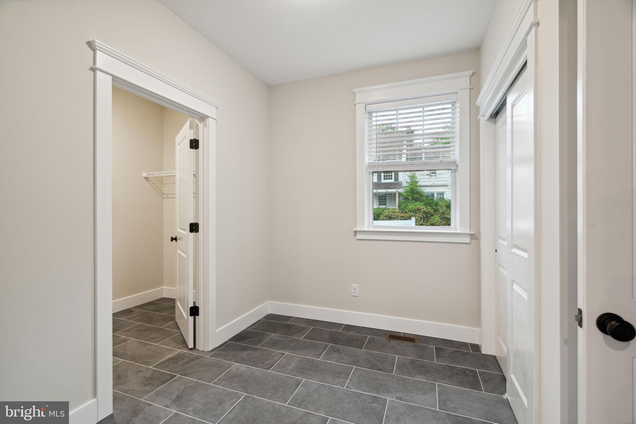 HIGHLAND FARMS - Residential