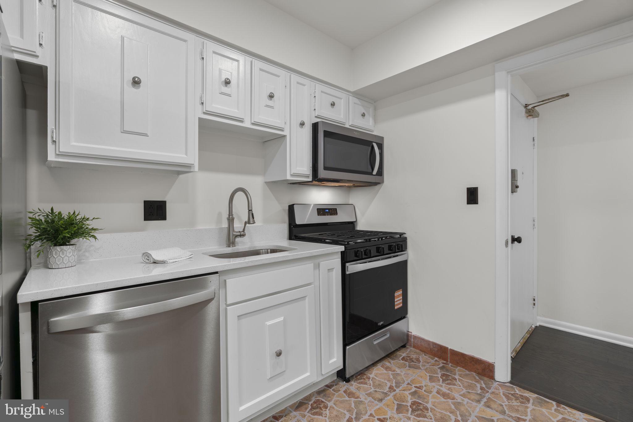 THE COVE - Residential