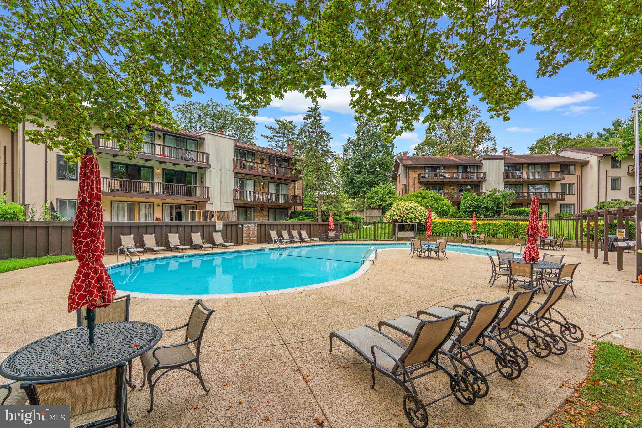 THE COVE - Residential