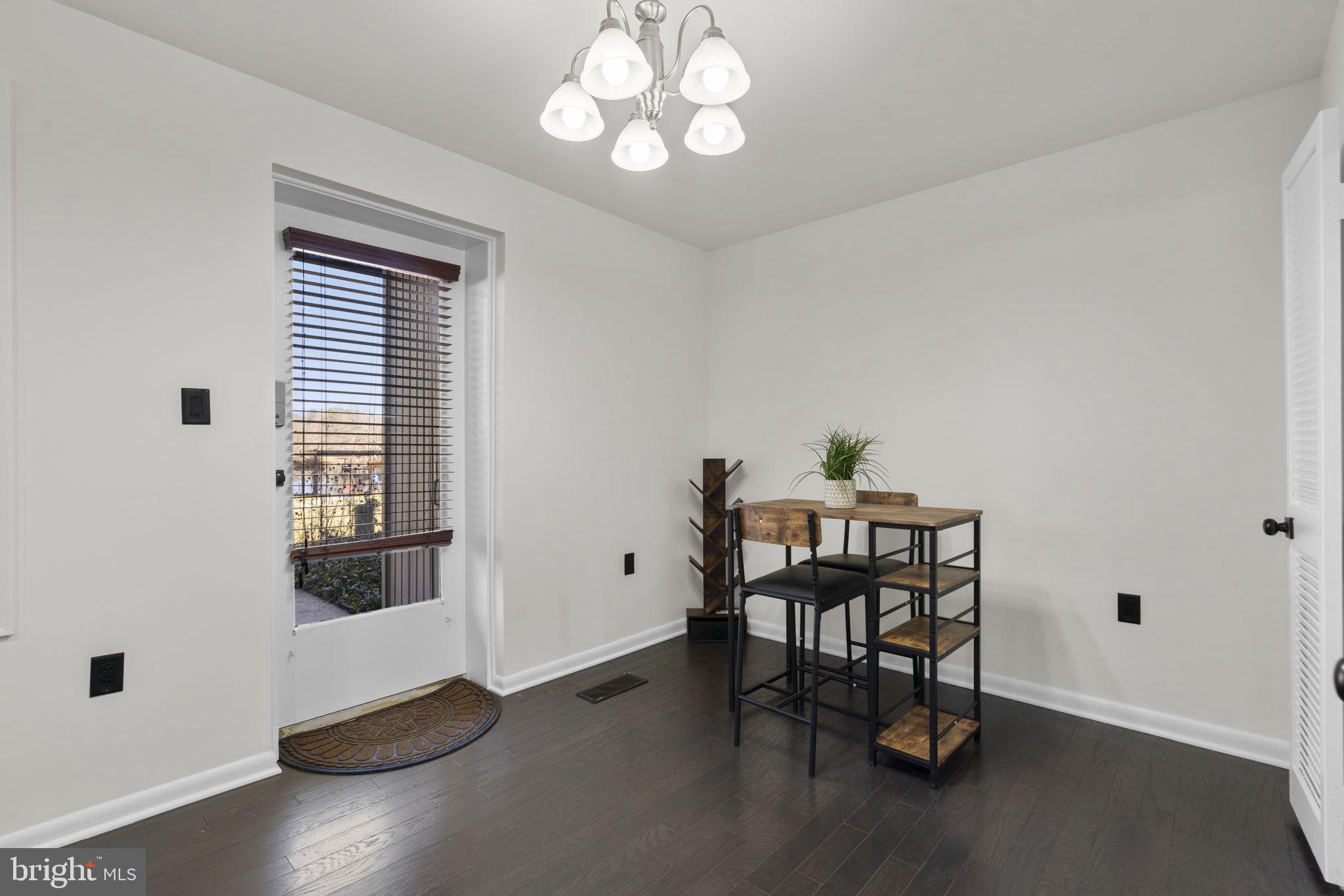 THE COVE - Residential