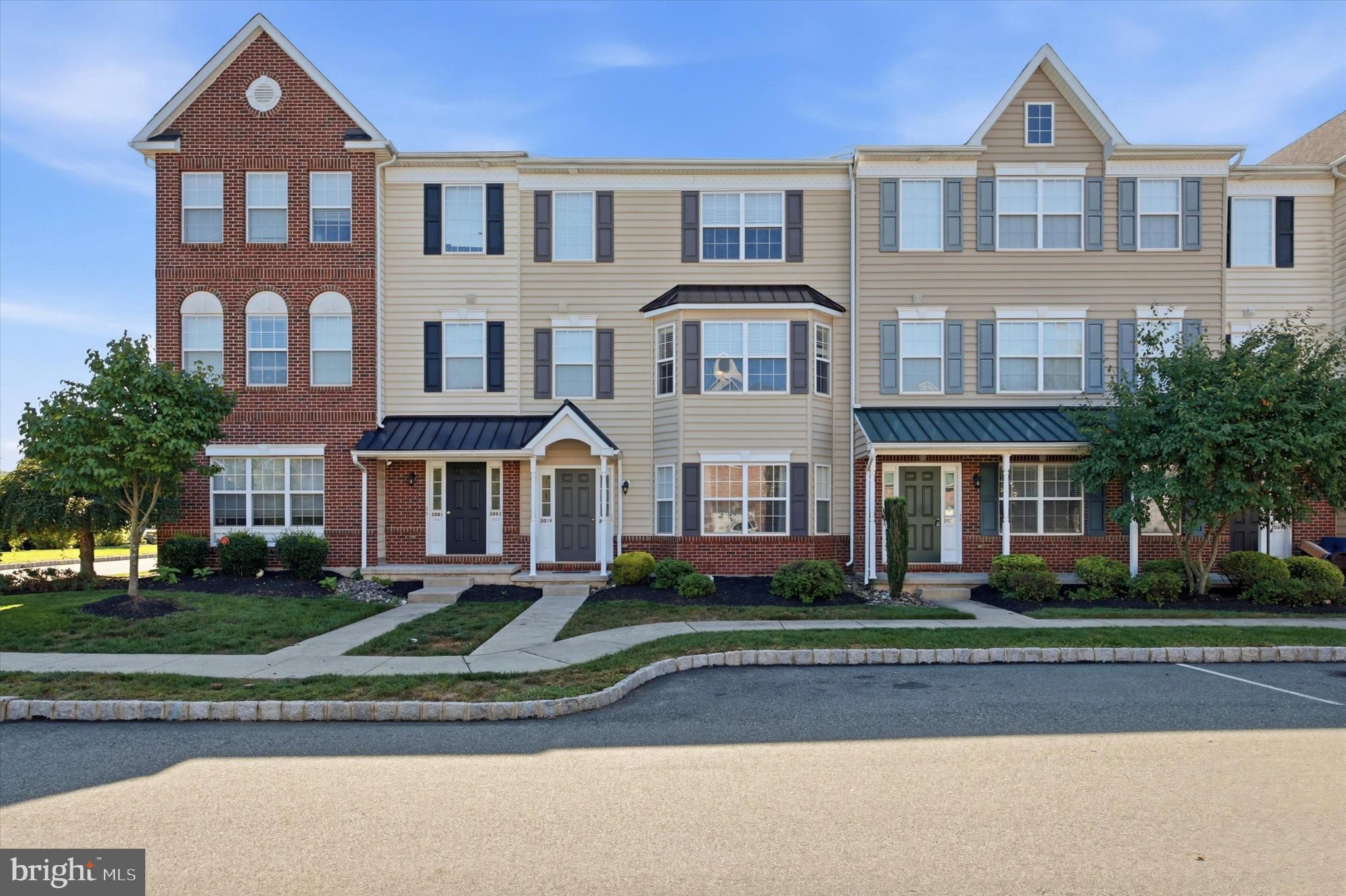 2077 MORGAN HILL DRIVE M31