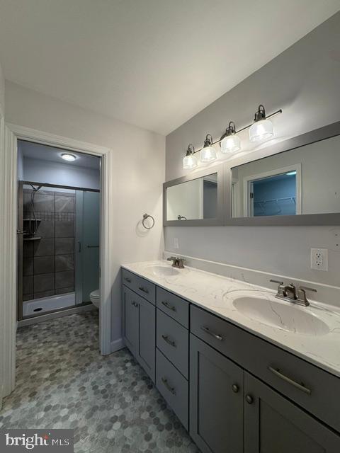 ROLLING HILLS ESTATES - Residential