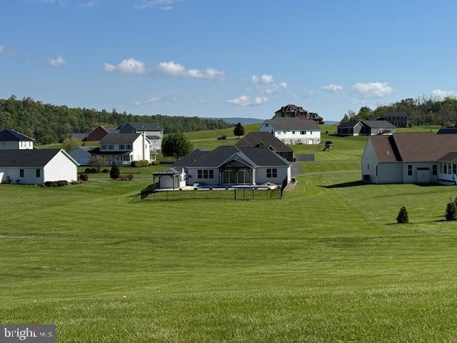 ROLLING HILLS ESTATES - Residential