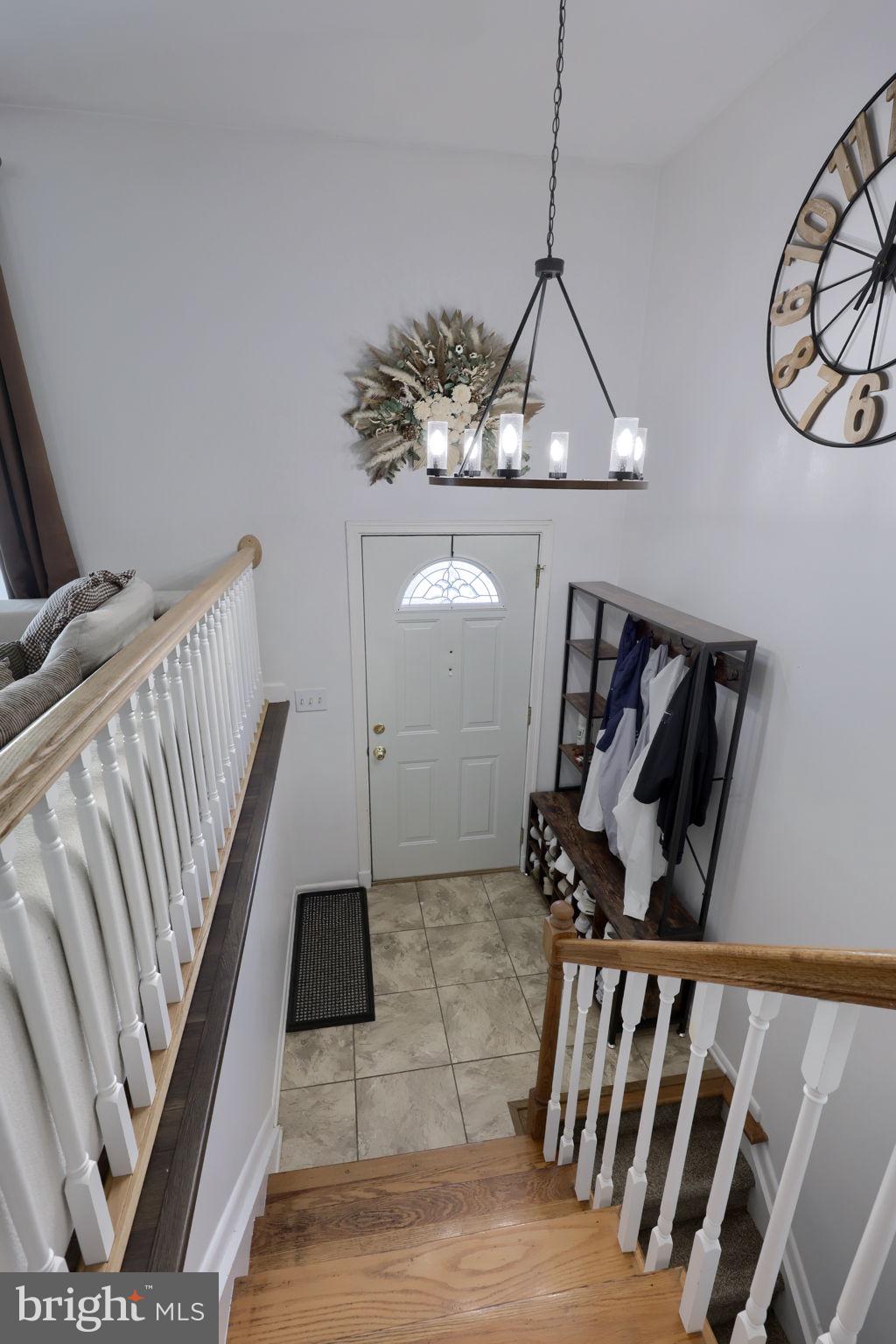 18 LYNNWOOD DRIVE