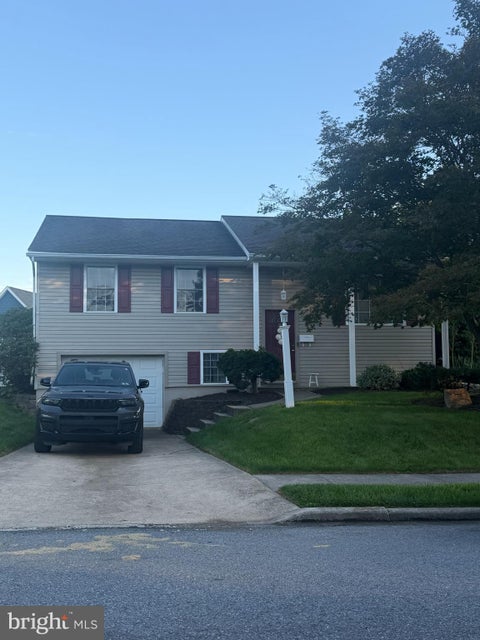 Photo for 18 LYNNWOOD DRIVE