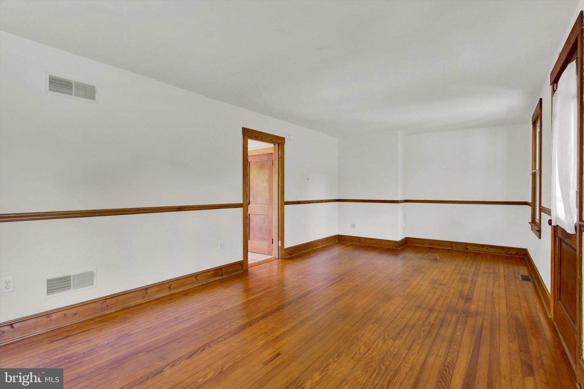 1064 BALTIMORE PIKE