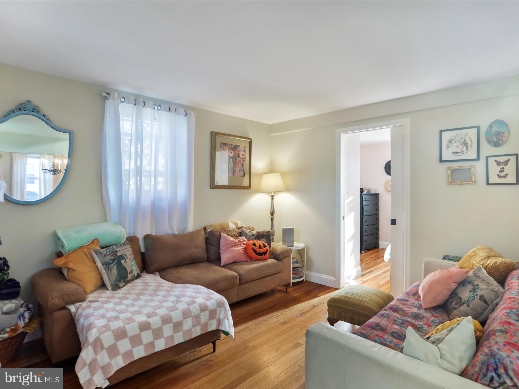 TOWN OF ROMNEY - Residential