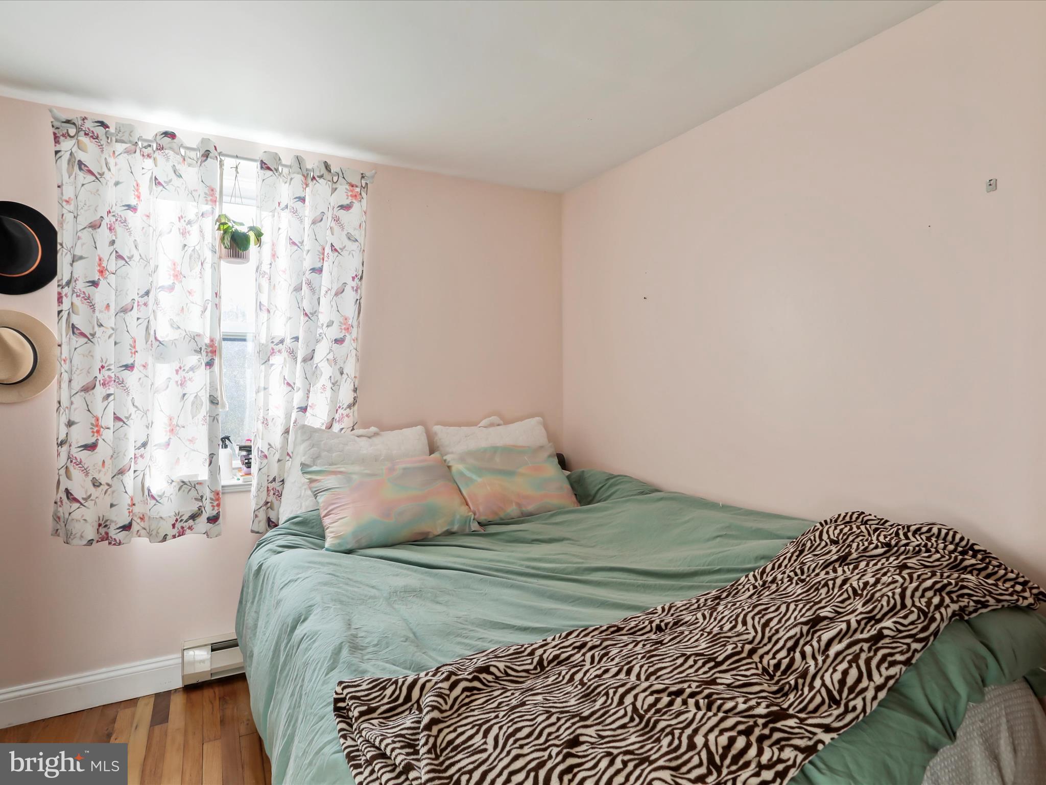 TOWN OF ROMNEY - Residential