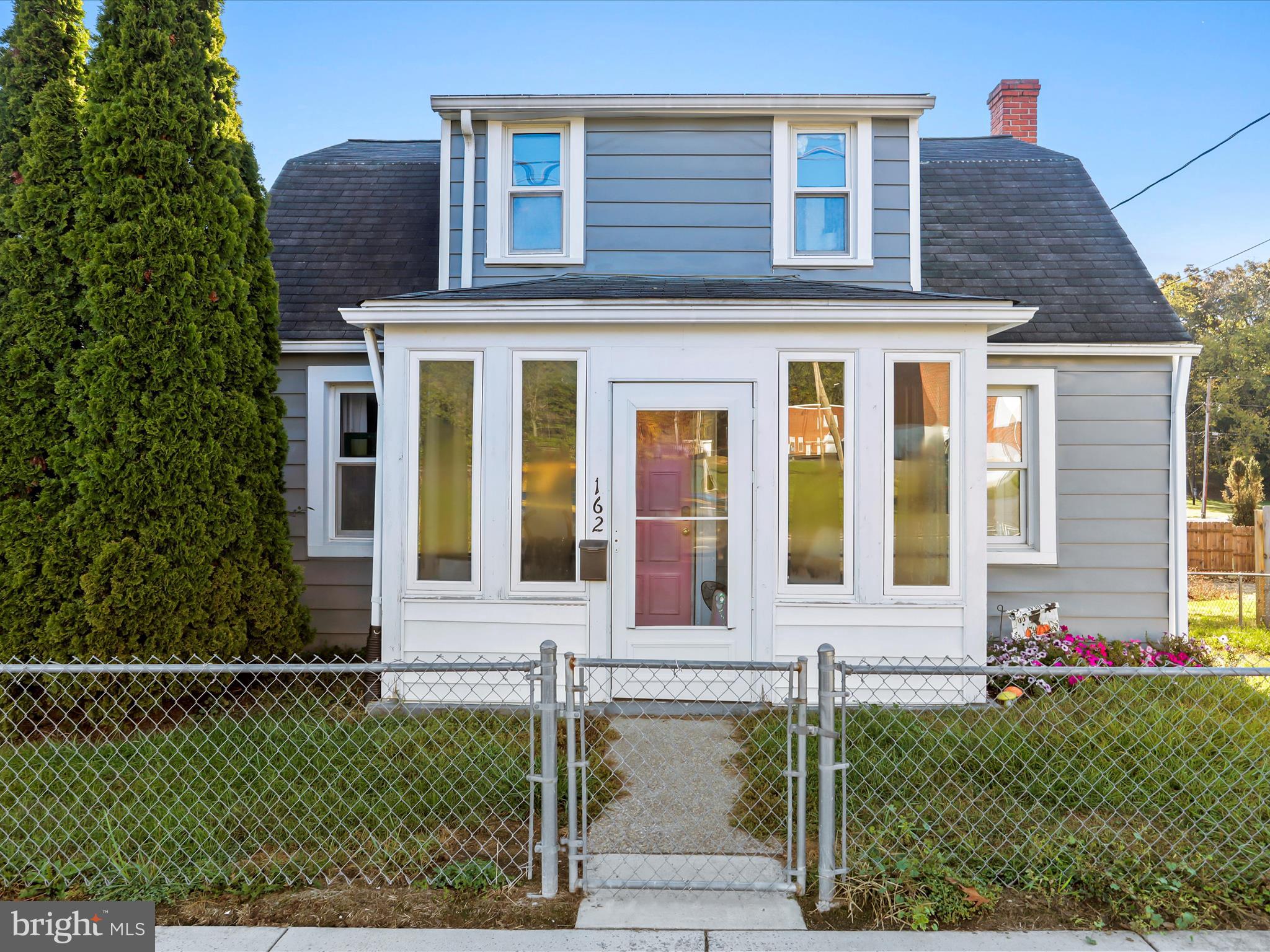 TOWN OF ROMNEY - Residential