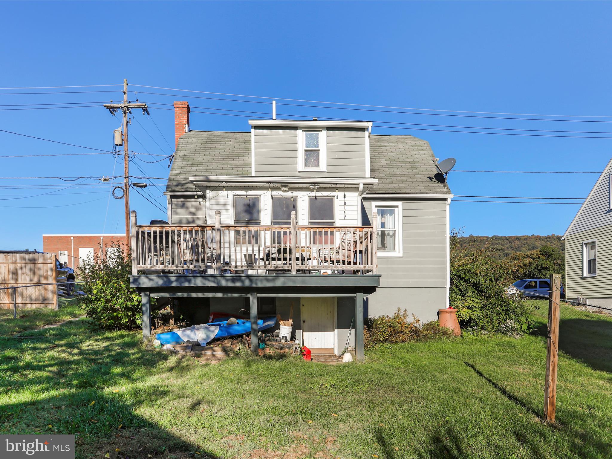 TOWN OF ROMNEY - Residential