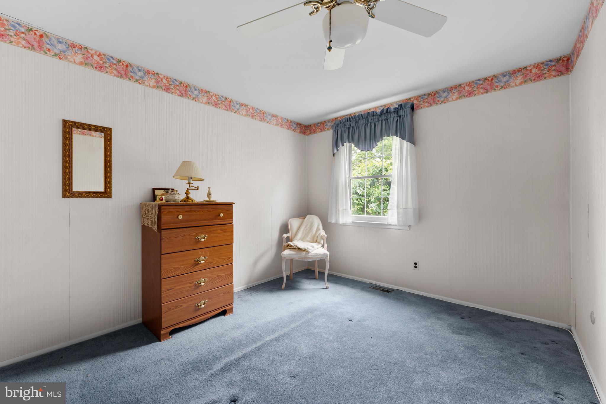 WOODRIDGE EAST - Residential