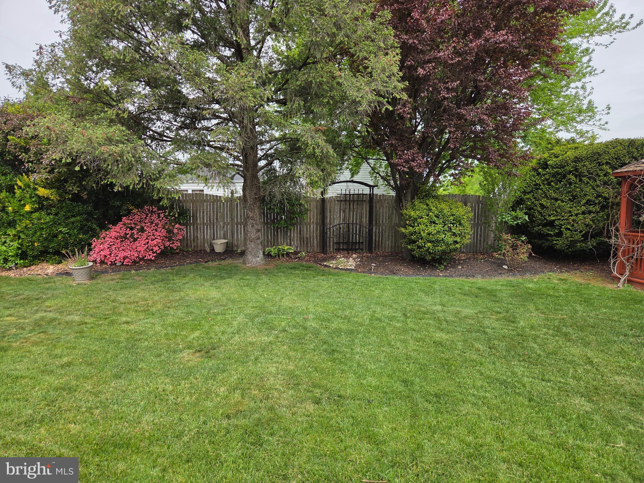 WOODRIDGE EAST - Residential