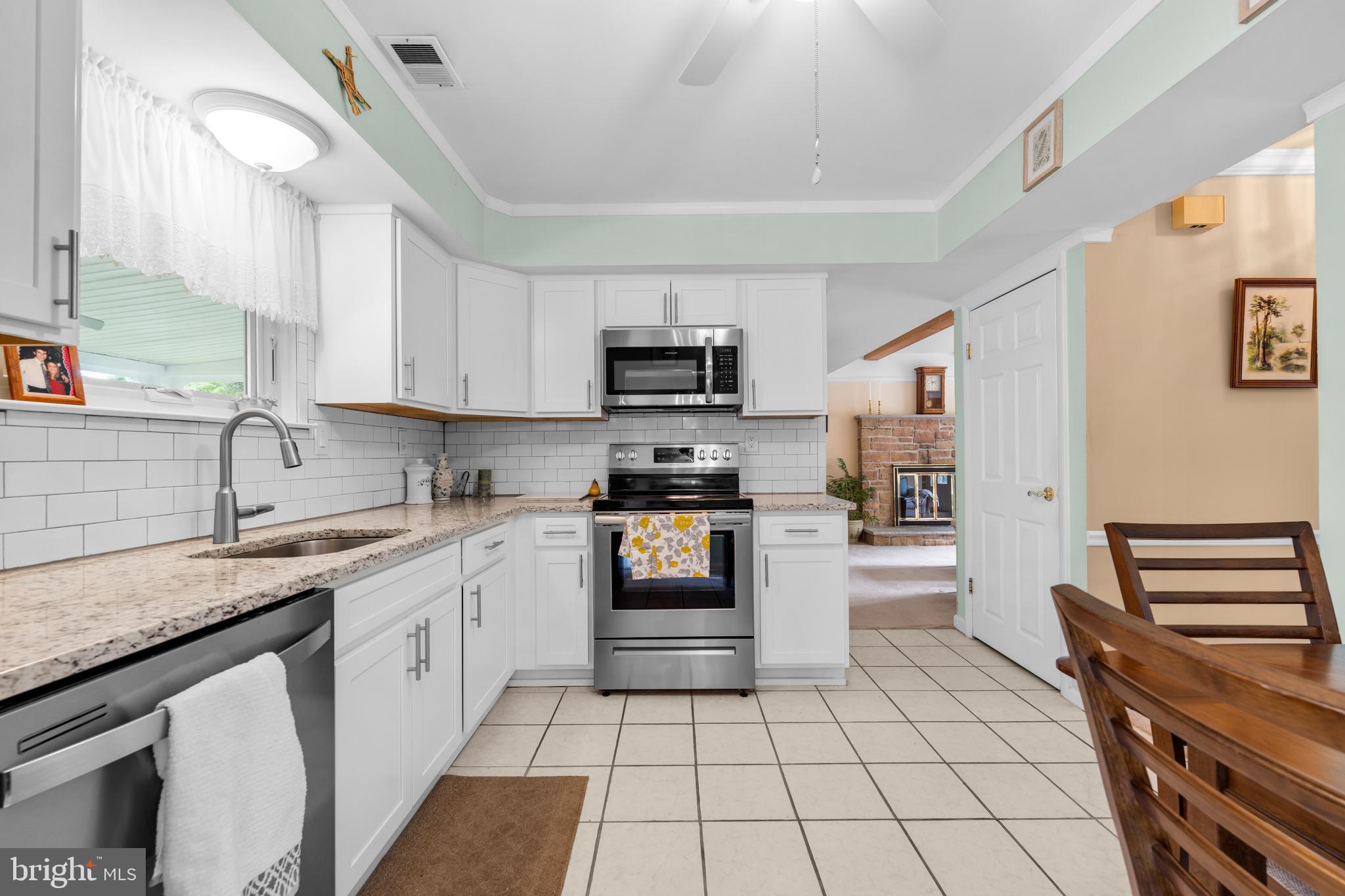 WOODRIDGE EAST - Residential