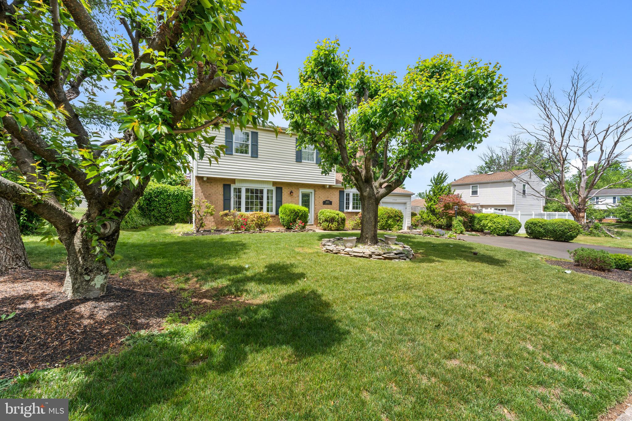 WOODRIDGE EAST - Residential