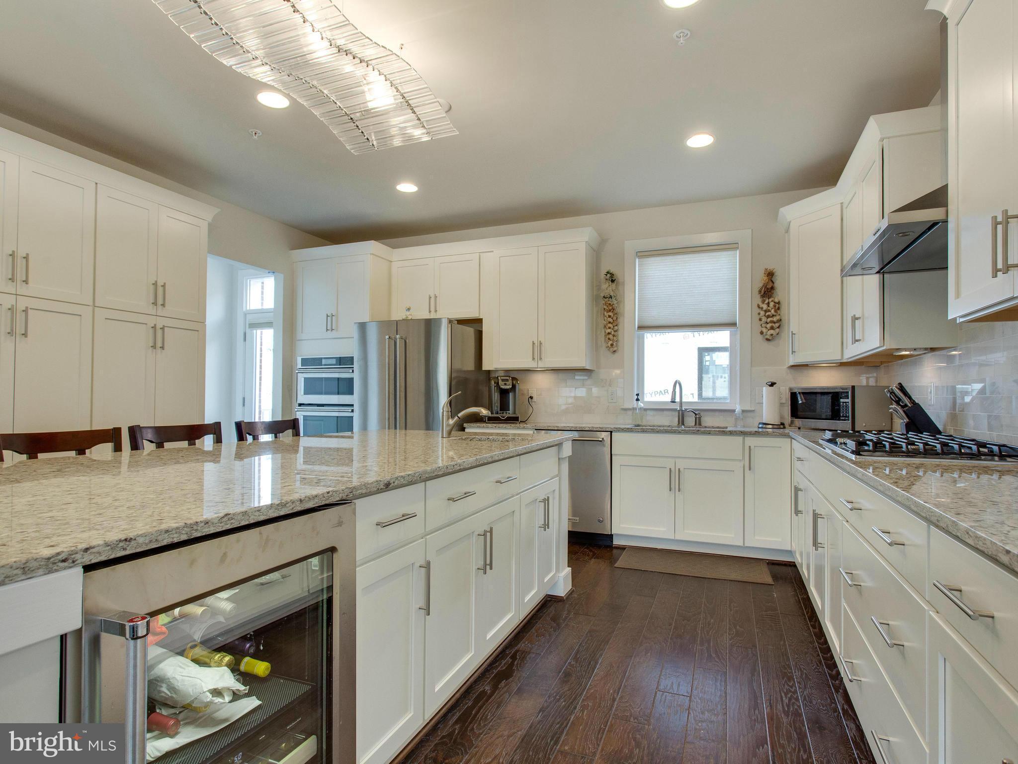 POTOMAC YARD - Residential Lease