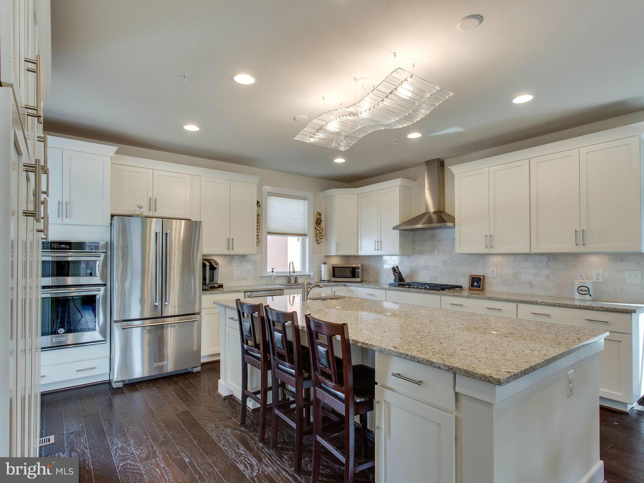 POTOMAC YARD - Residential Lease