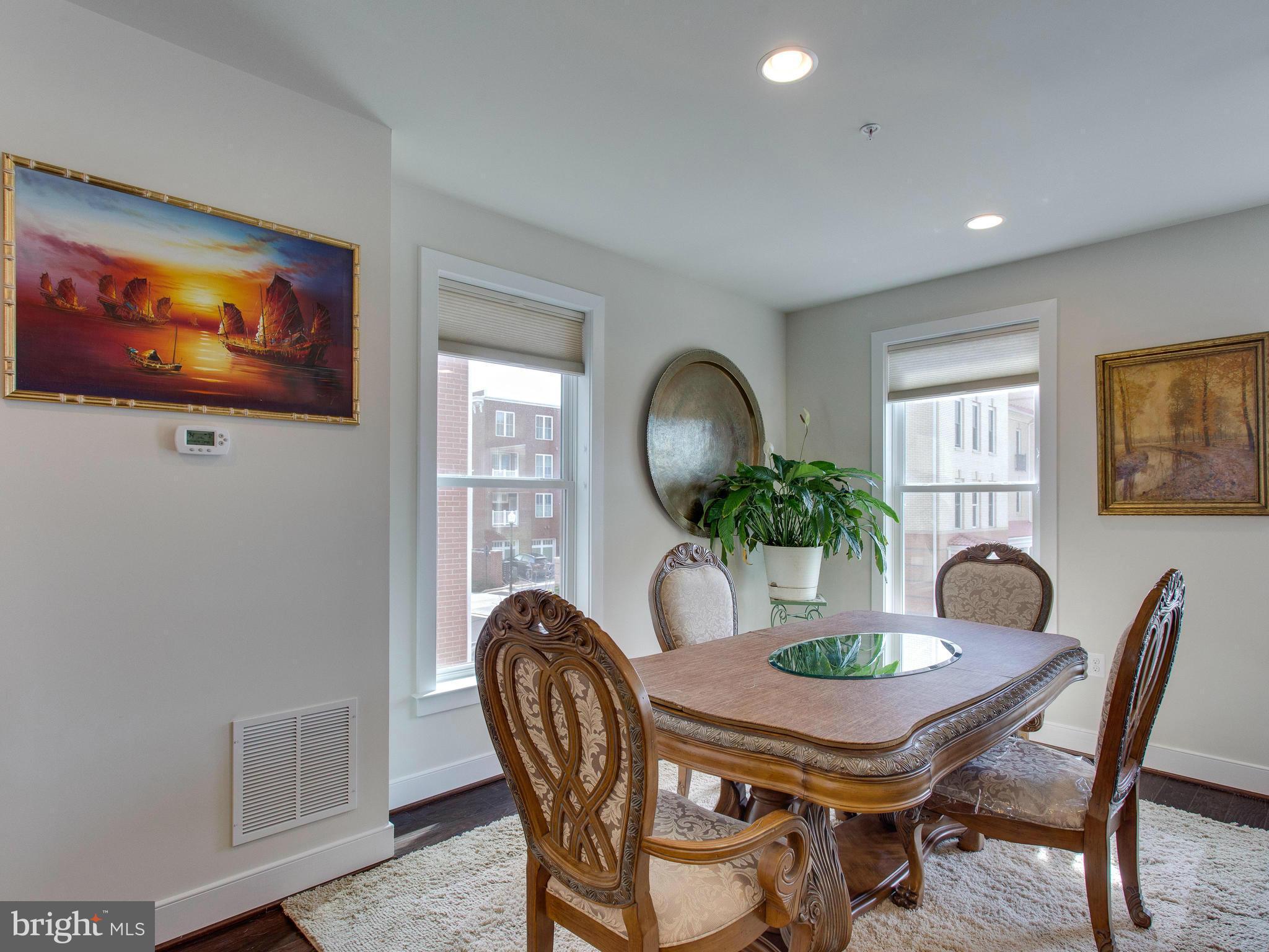 POTOMAC YARD - Residential Lease