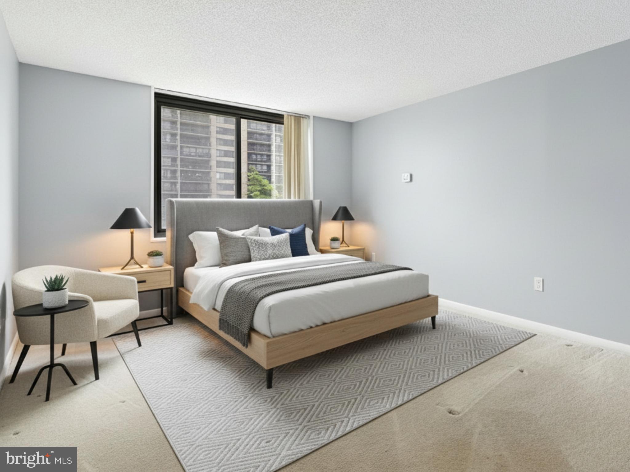 SKYLINE PLAZA - Residential