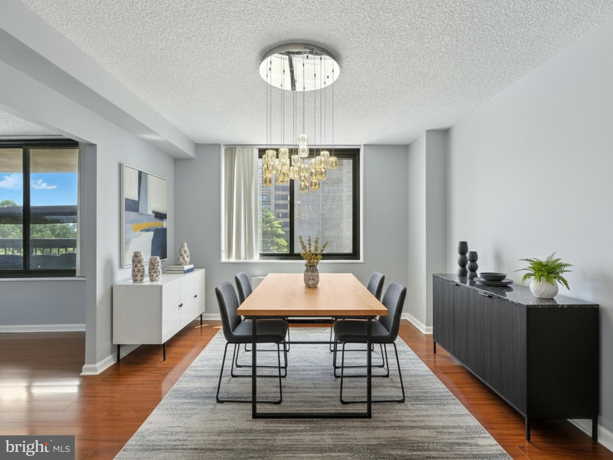 SKYLINE PLAZA - Residential