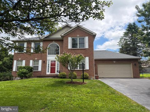 Homes For Sale - 2098 Pine Cliff Road<br/> STATE COLLEGE, PA 16801
