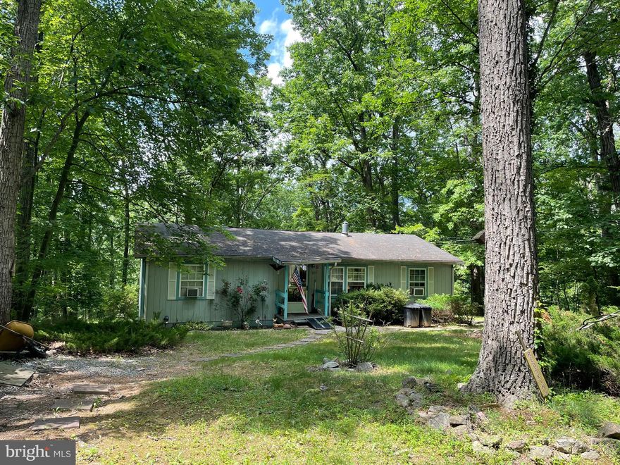 " NEW ROOF INSTALLED "Great starter home is 3 bedrooms with 1 1/2 baths, that sits on 1.30 acres, this home sits almost the last home on this road, makes you feel very secluded. Come take a look at this home before it is gone.  BEST AND HIGHEST is due on Friday at 4:30 pm June 30, 2023
