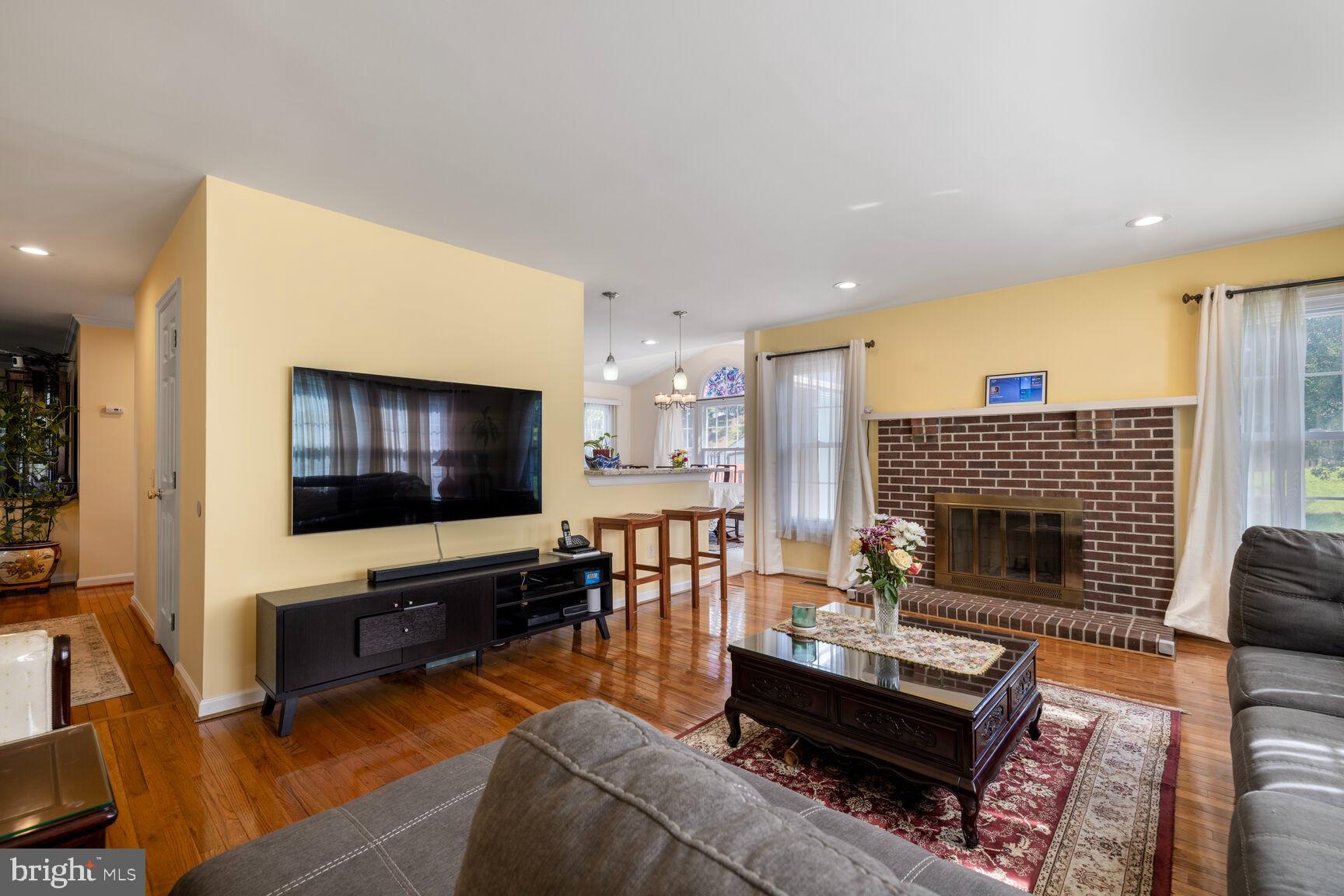 KINGS SQUARE - Residential