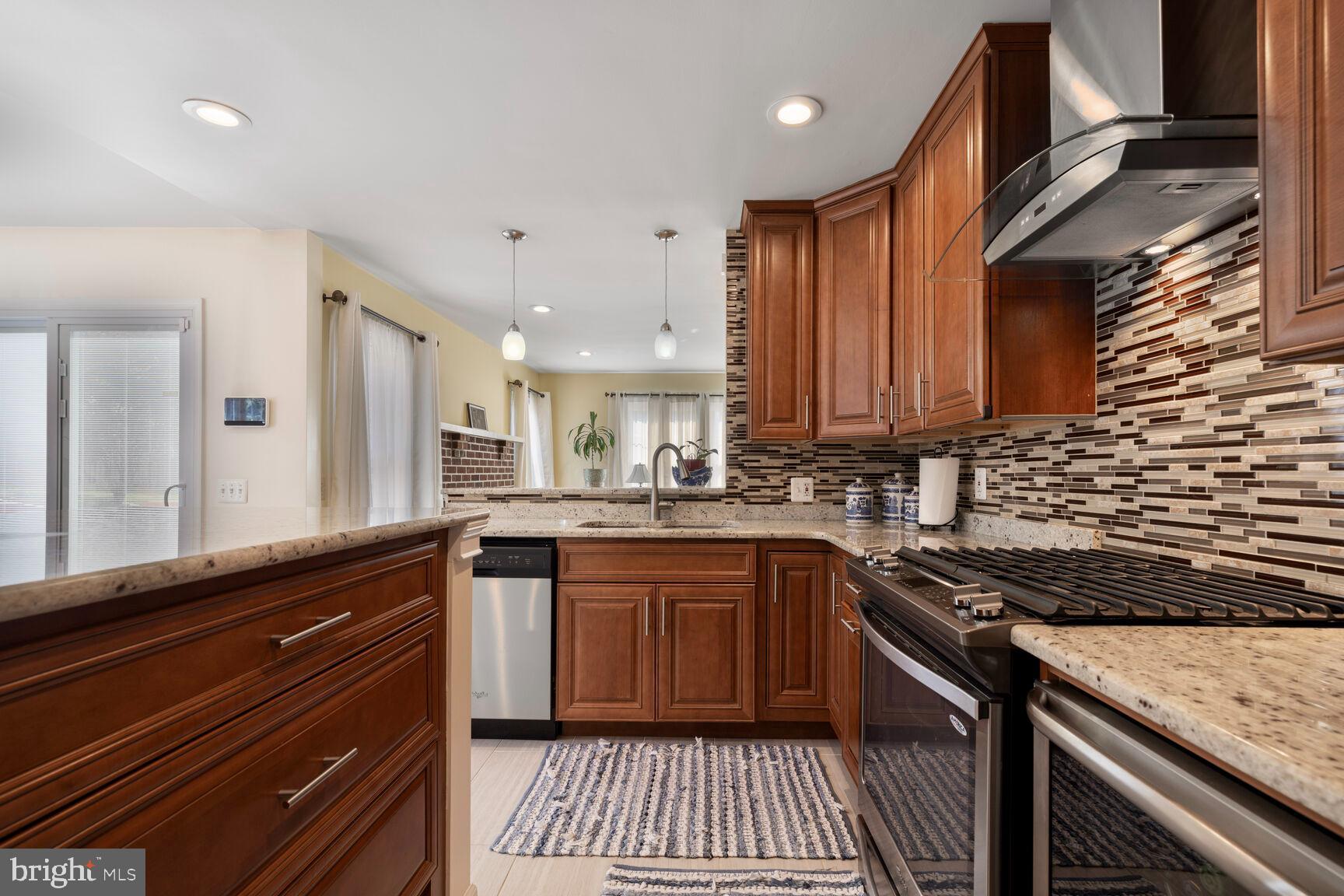 KINGS SQUARE - Residential