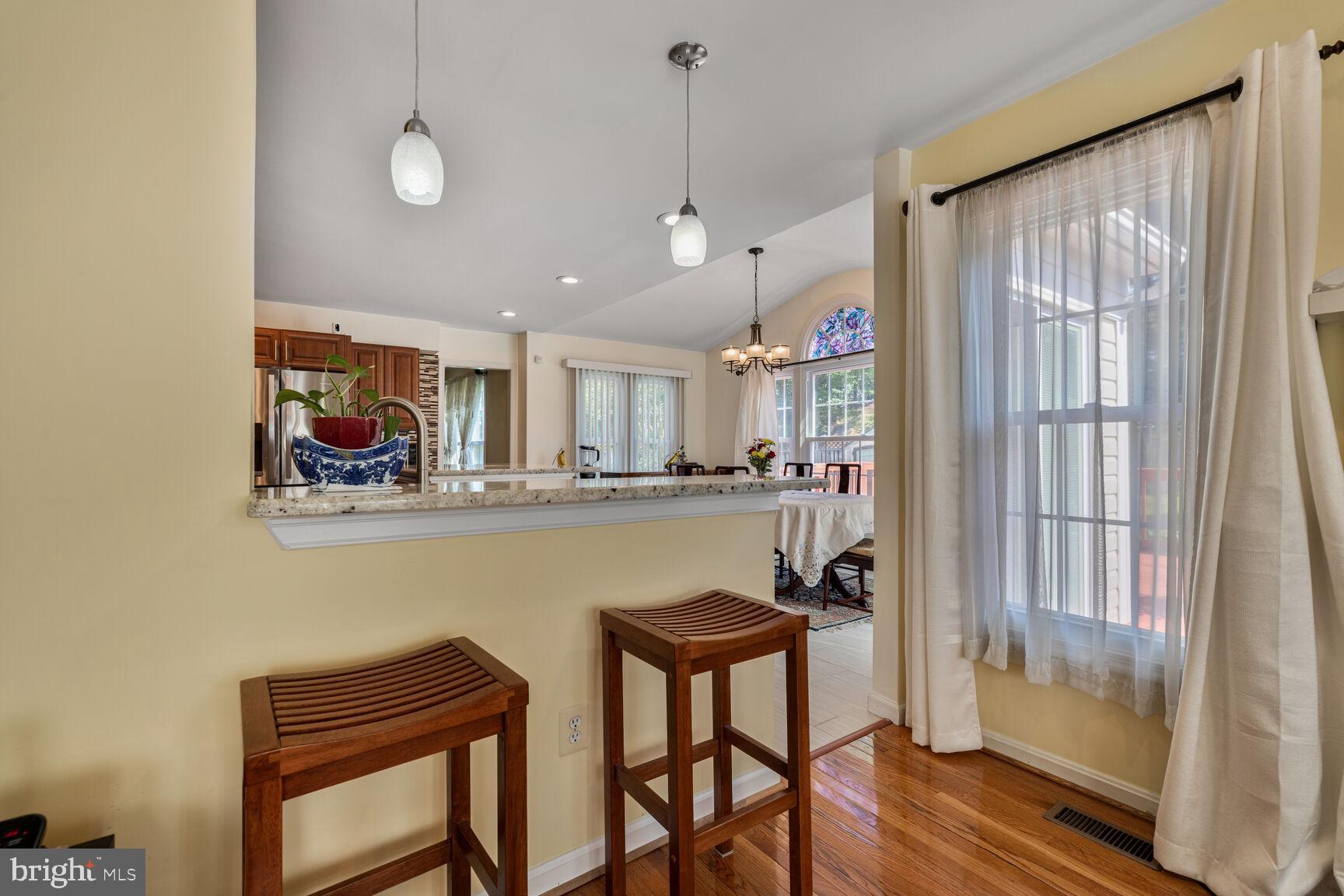 KINGS SQUARE - Residential