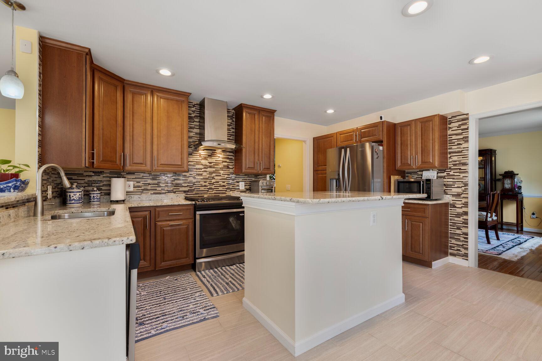 KINGS SQUARE - Residential