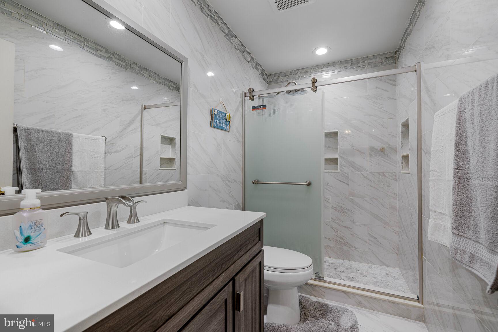 KINGS SQUARE - Residential