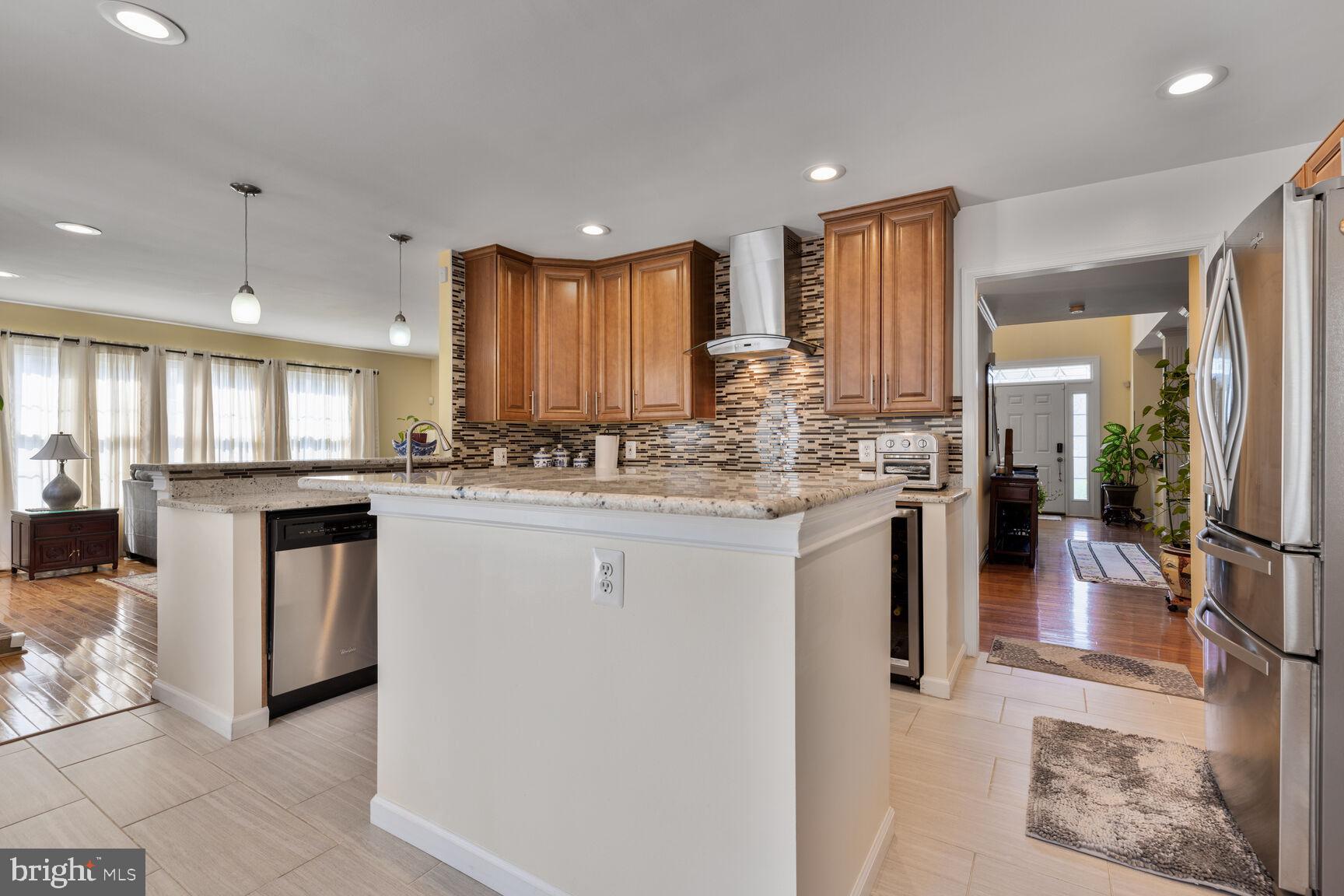 KINGS SQUARE - Residential