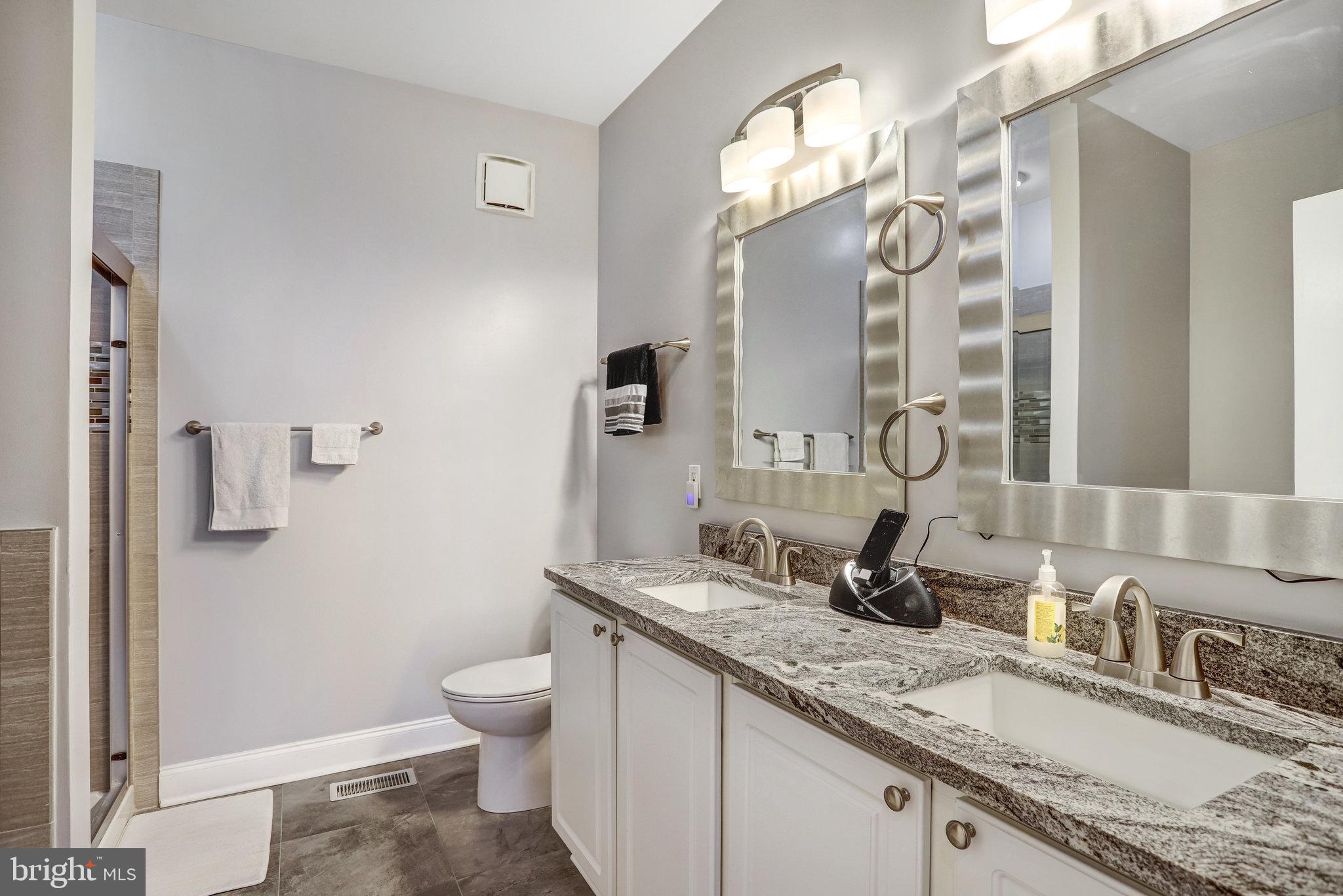 KENTLANDS - Residential