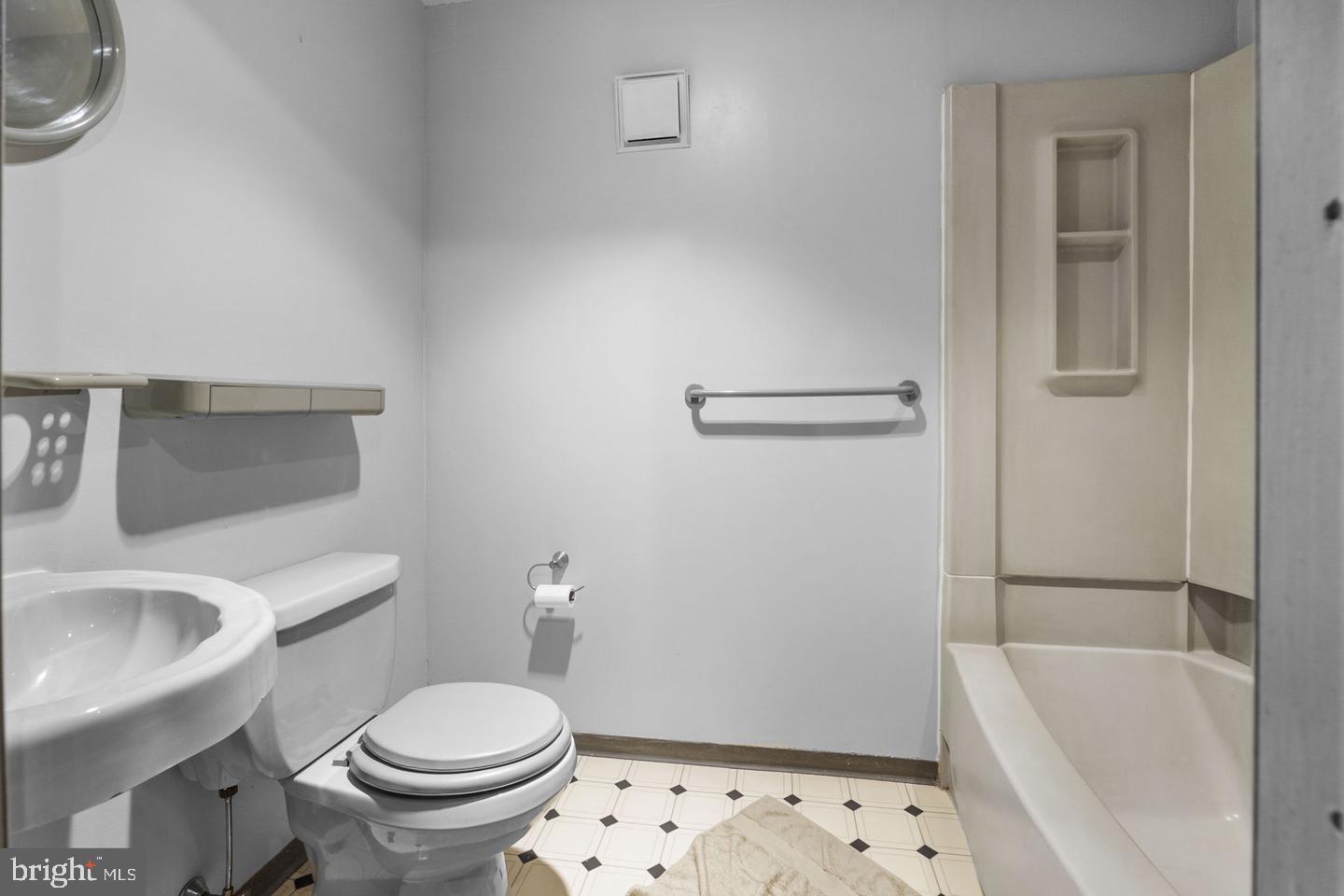 MANAYUNK - Residential