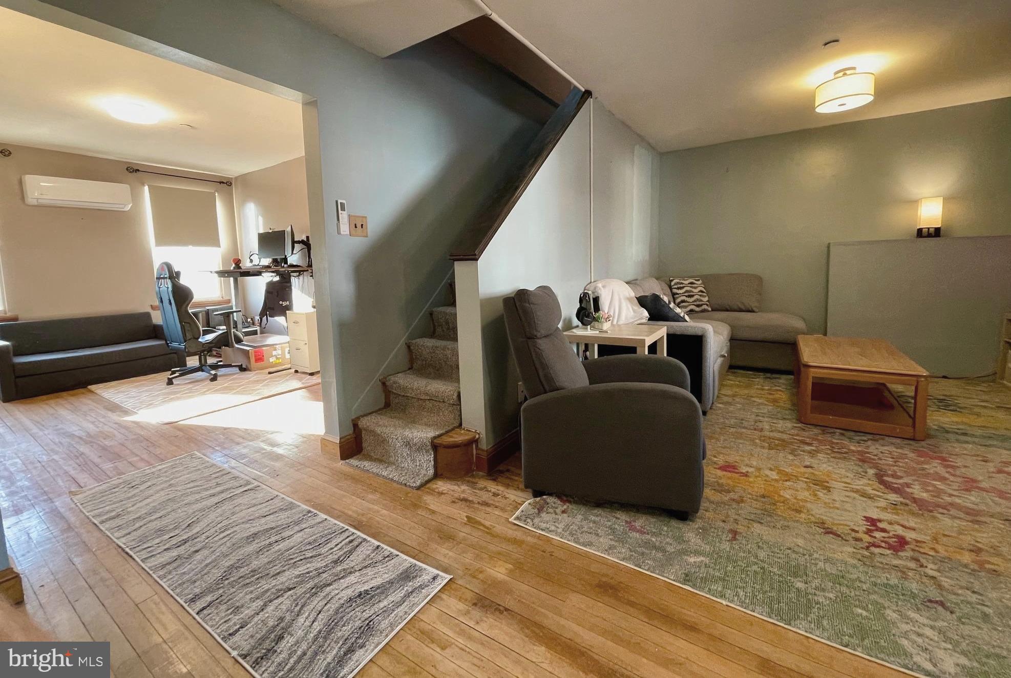 MANAYUNK - Residential