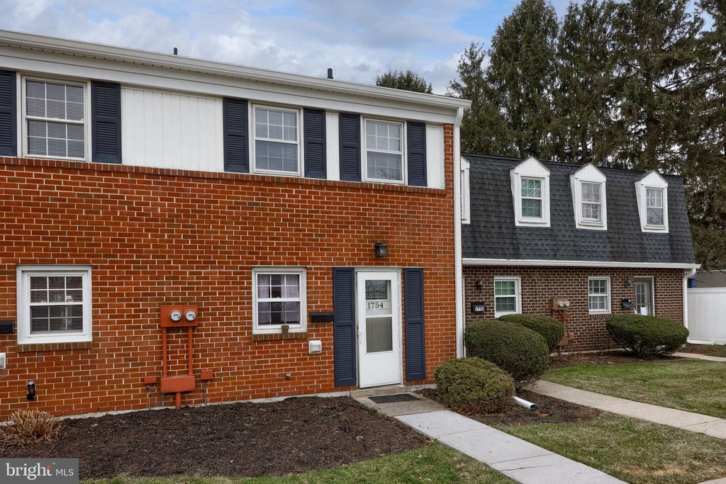 Photo of 1754 Devers Road, YORK, PA 17404 (MLS # PAYK2095464)
