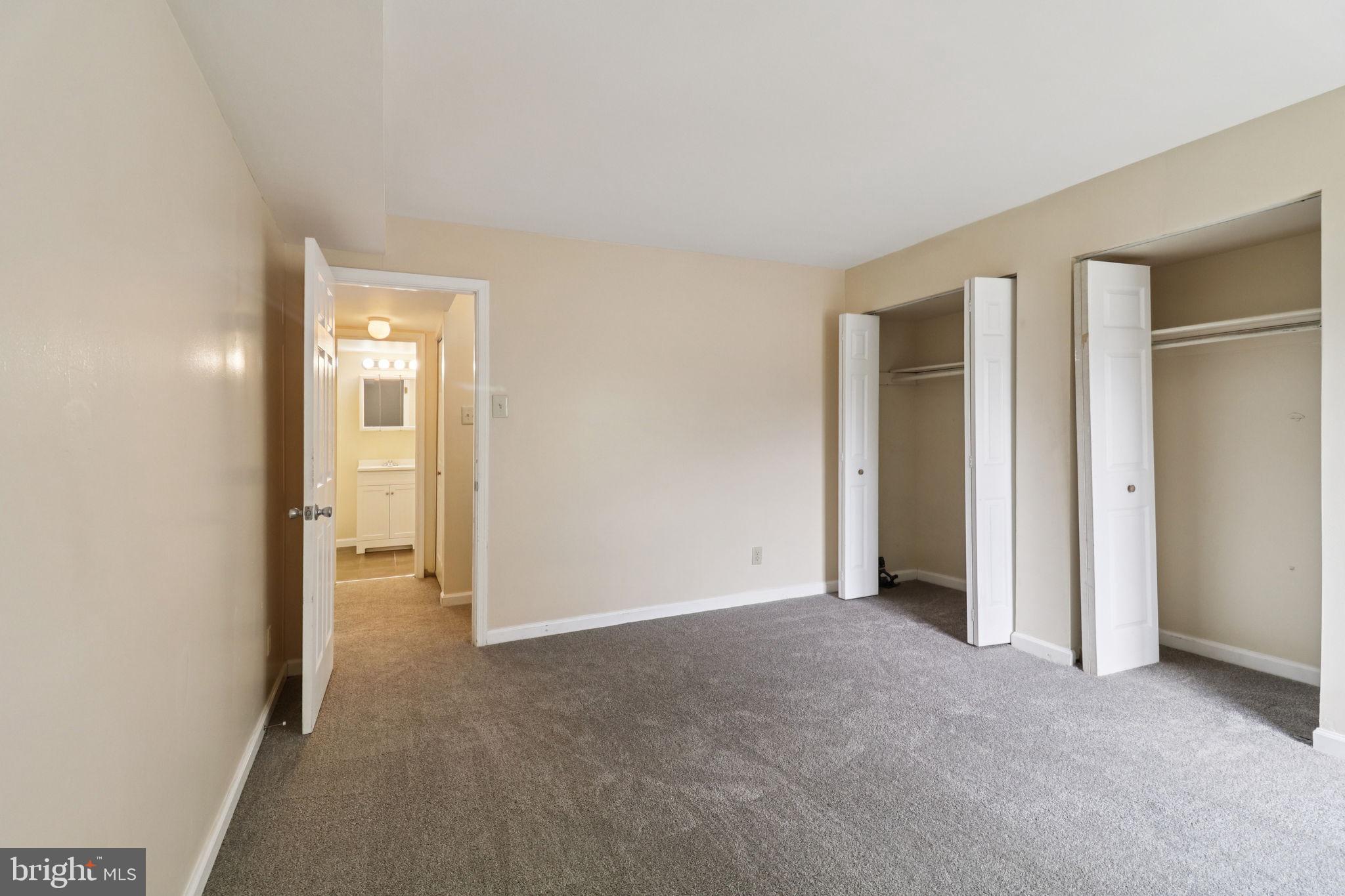 TREETOP CONDO - Residential