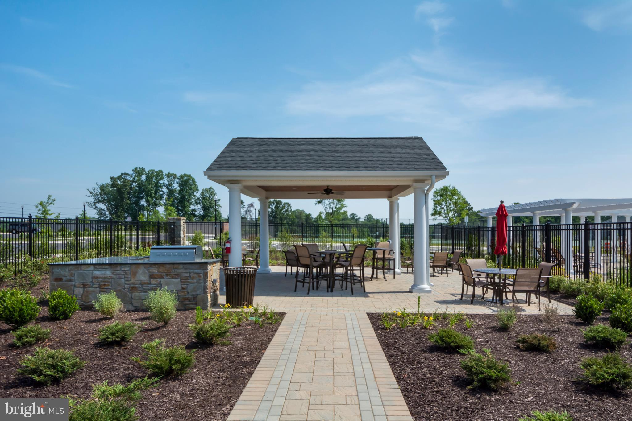 TWO RIVERS - Residential