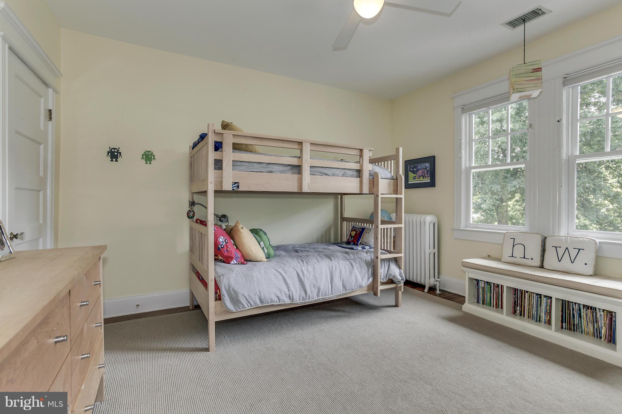 CLEVELAND PARK - Residential