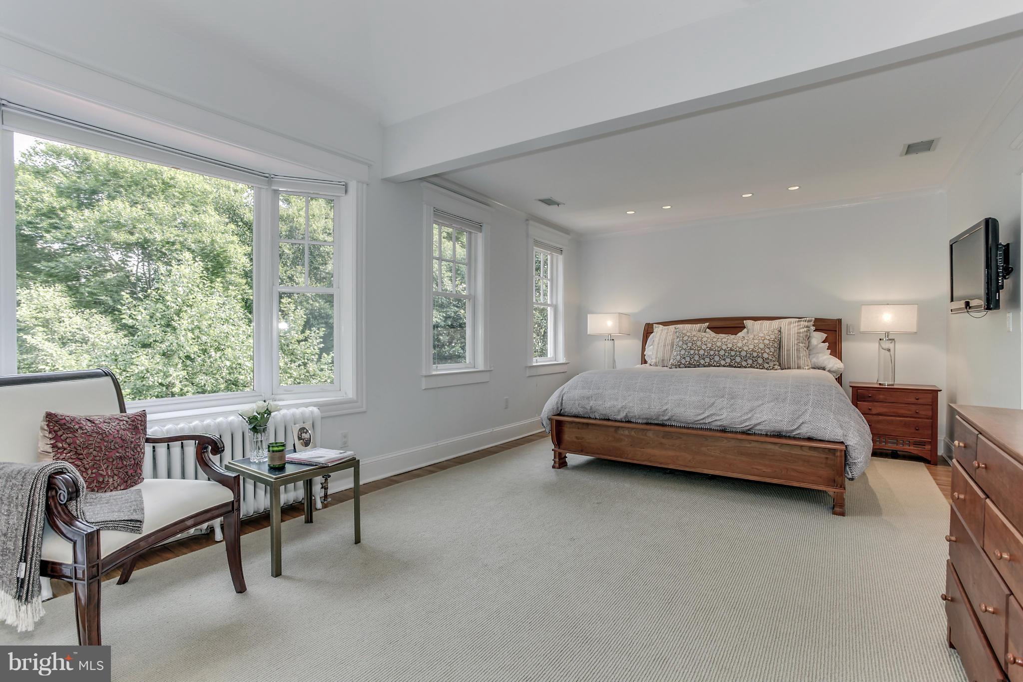 CLEVELAND PARK - Residential