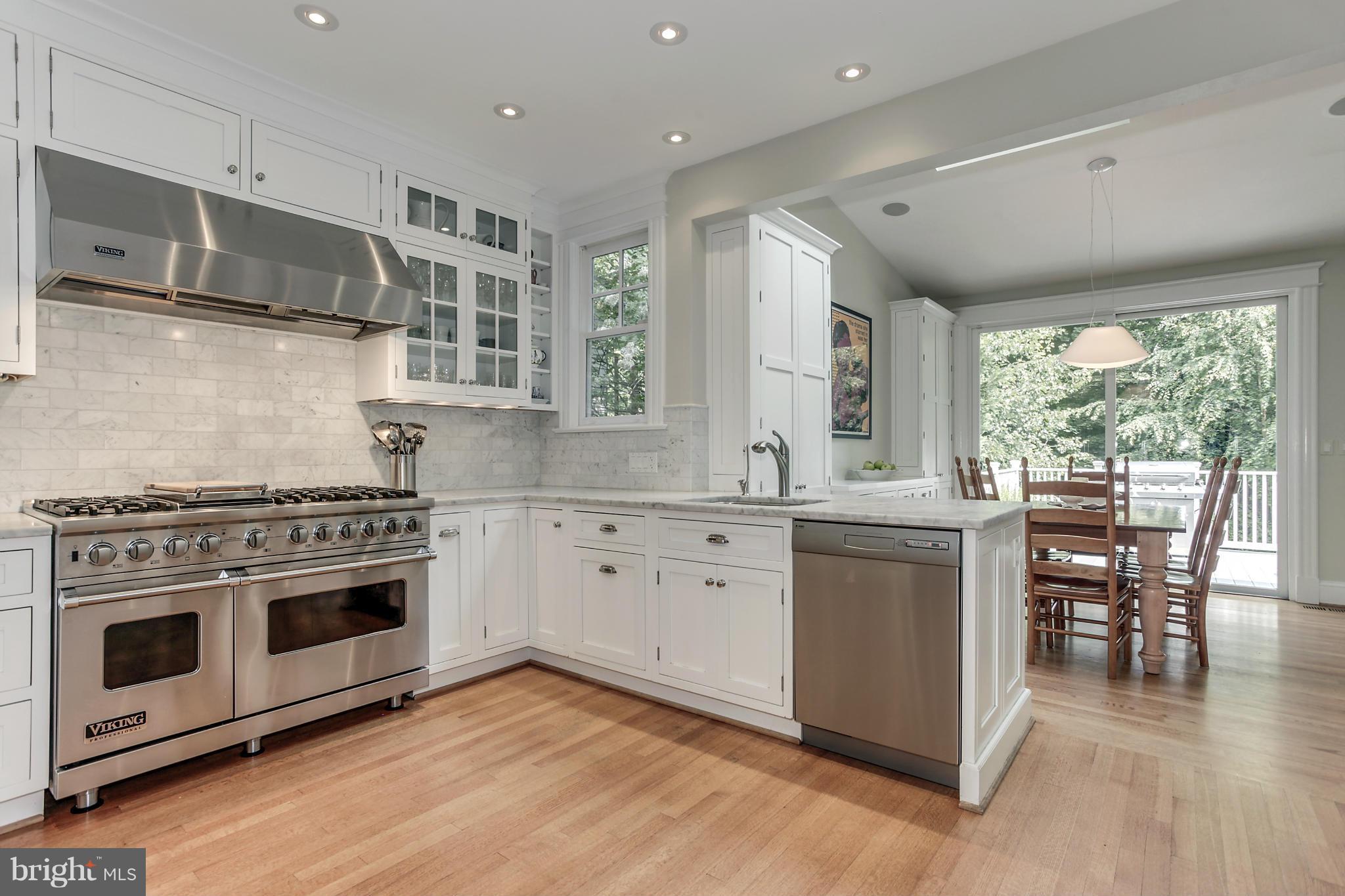CLEVELAND PARK - Residential