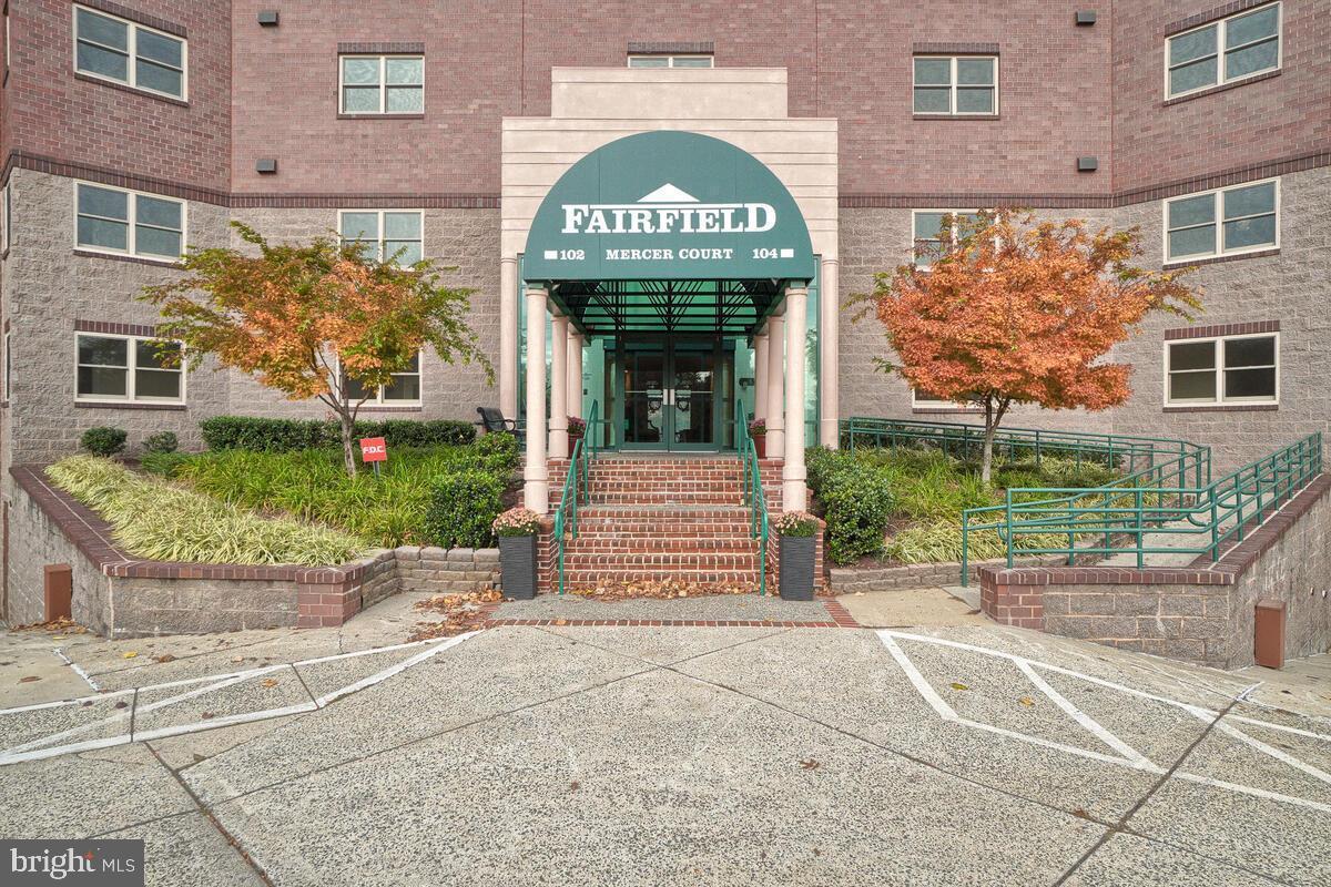 FAIRFIELD - Residential