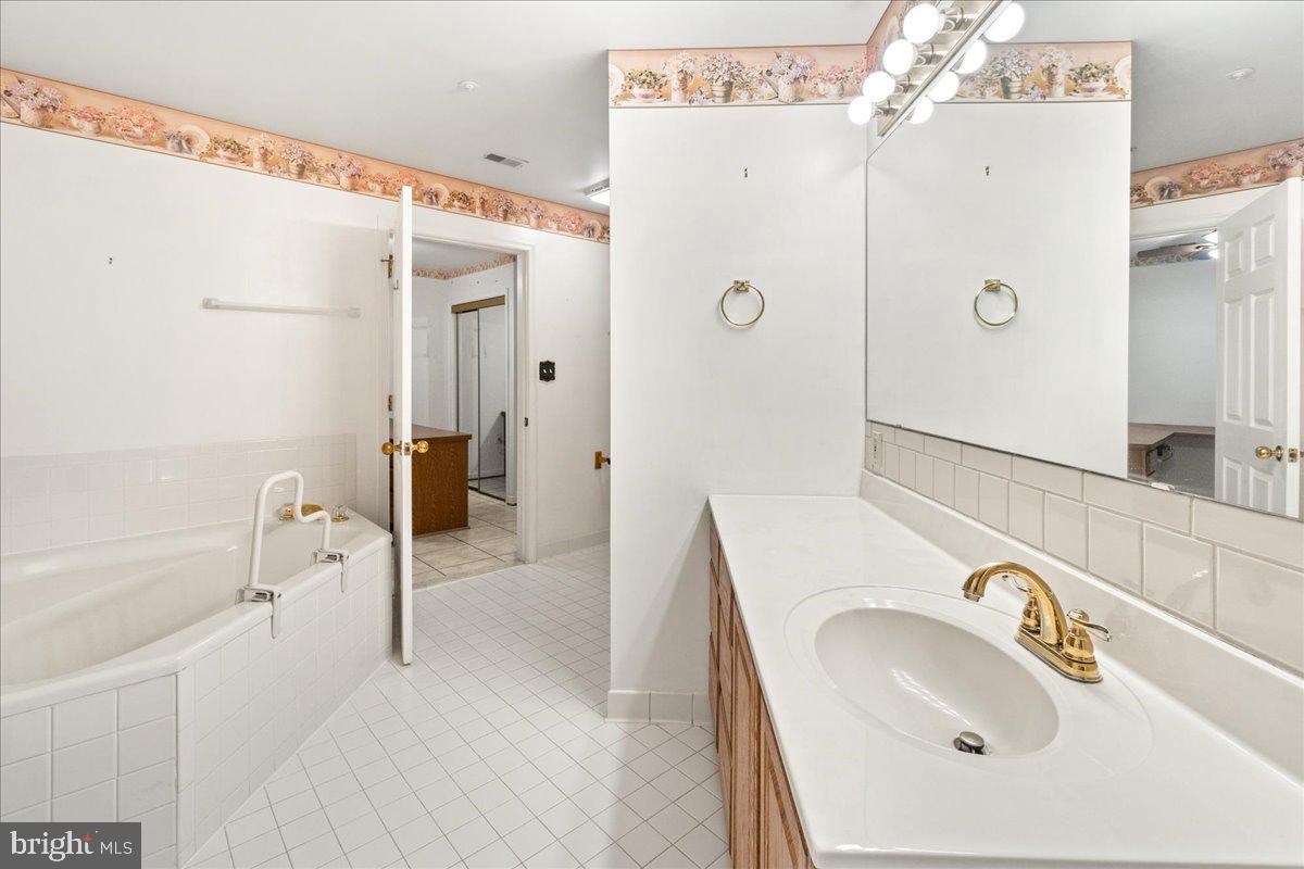 FAIRFIELD - Residential