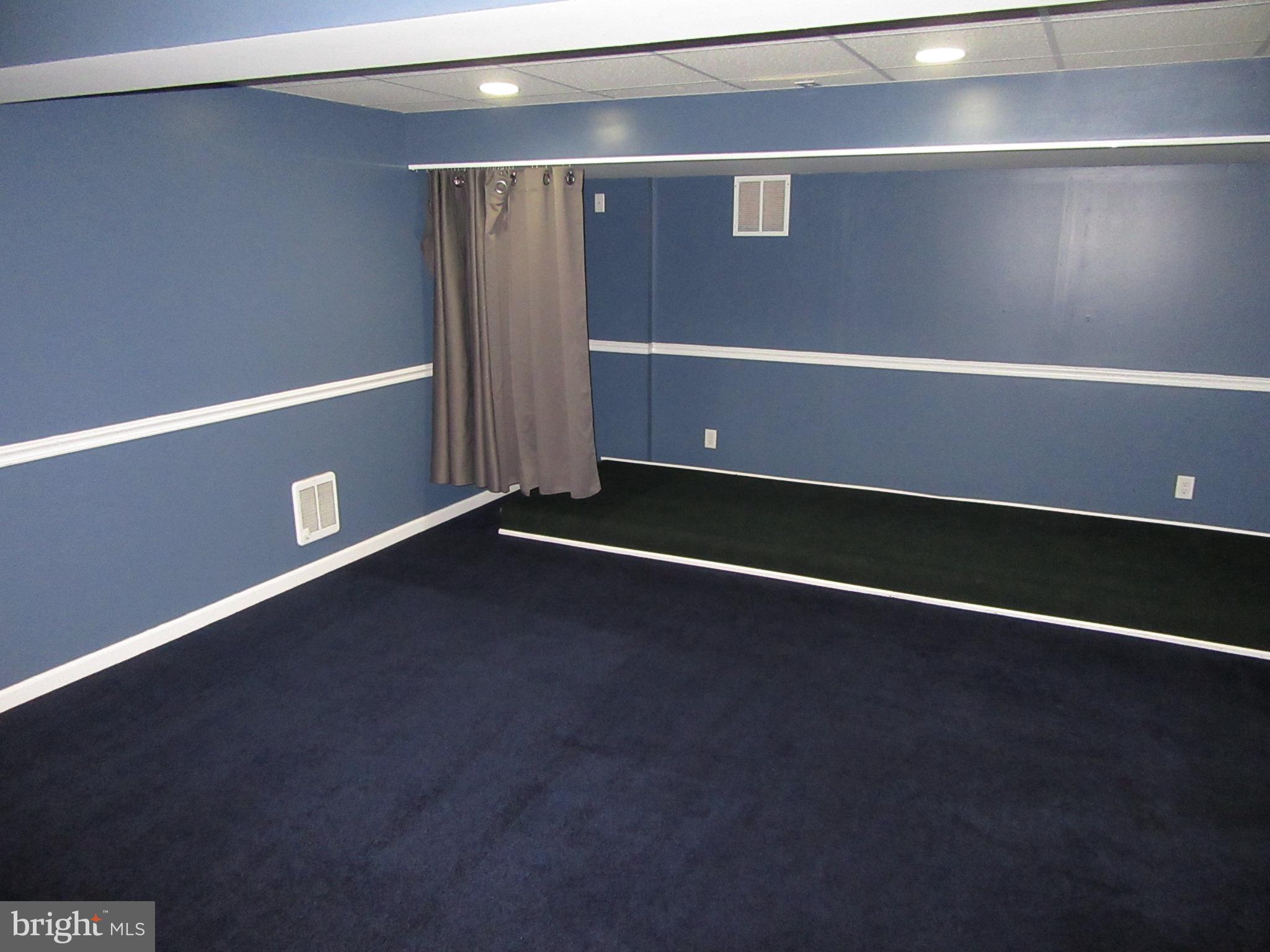 DOVE RUN - Residential Lease