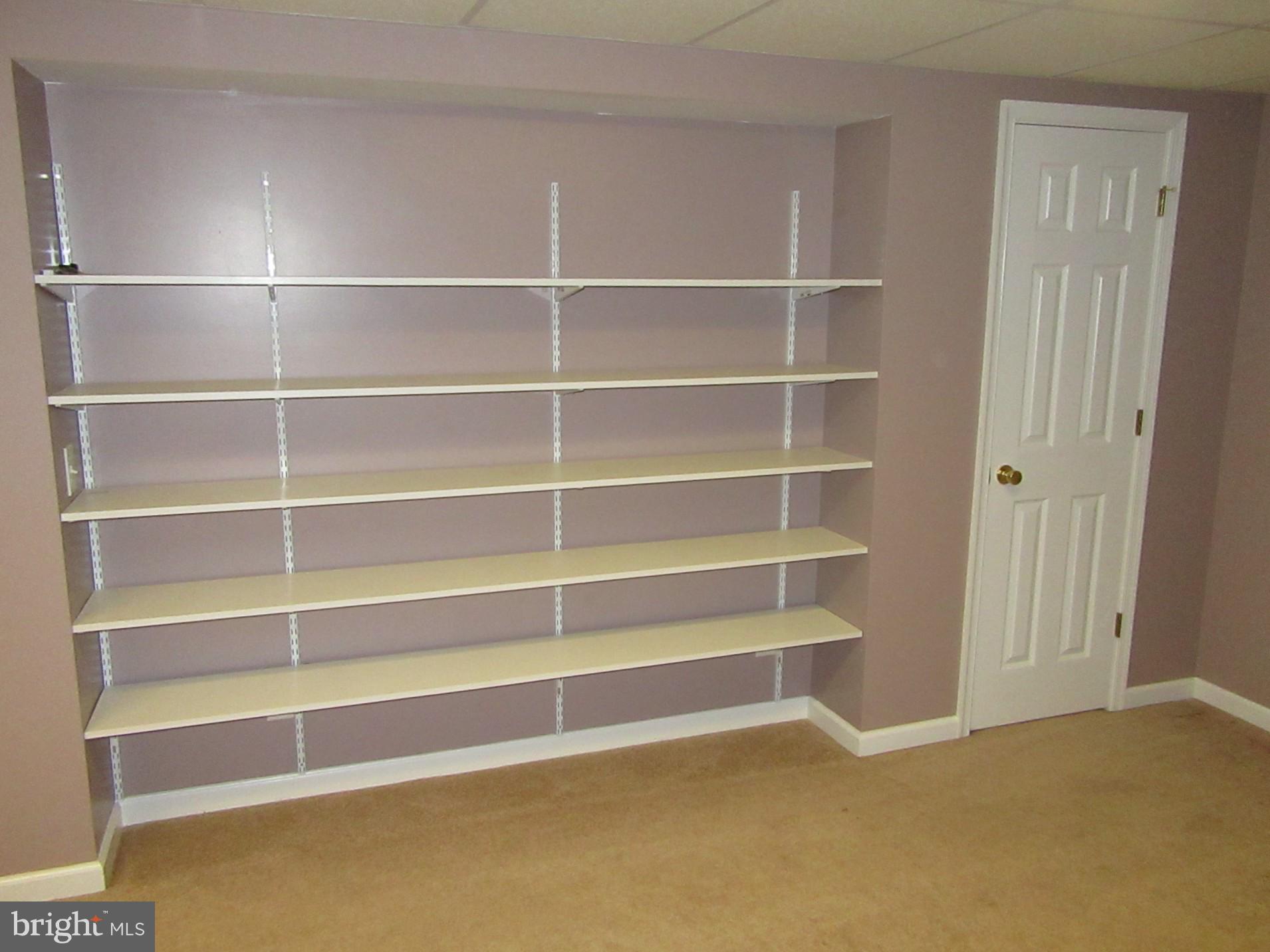 DOVE RUN - Residential Lease